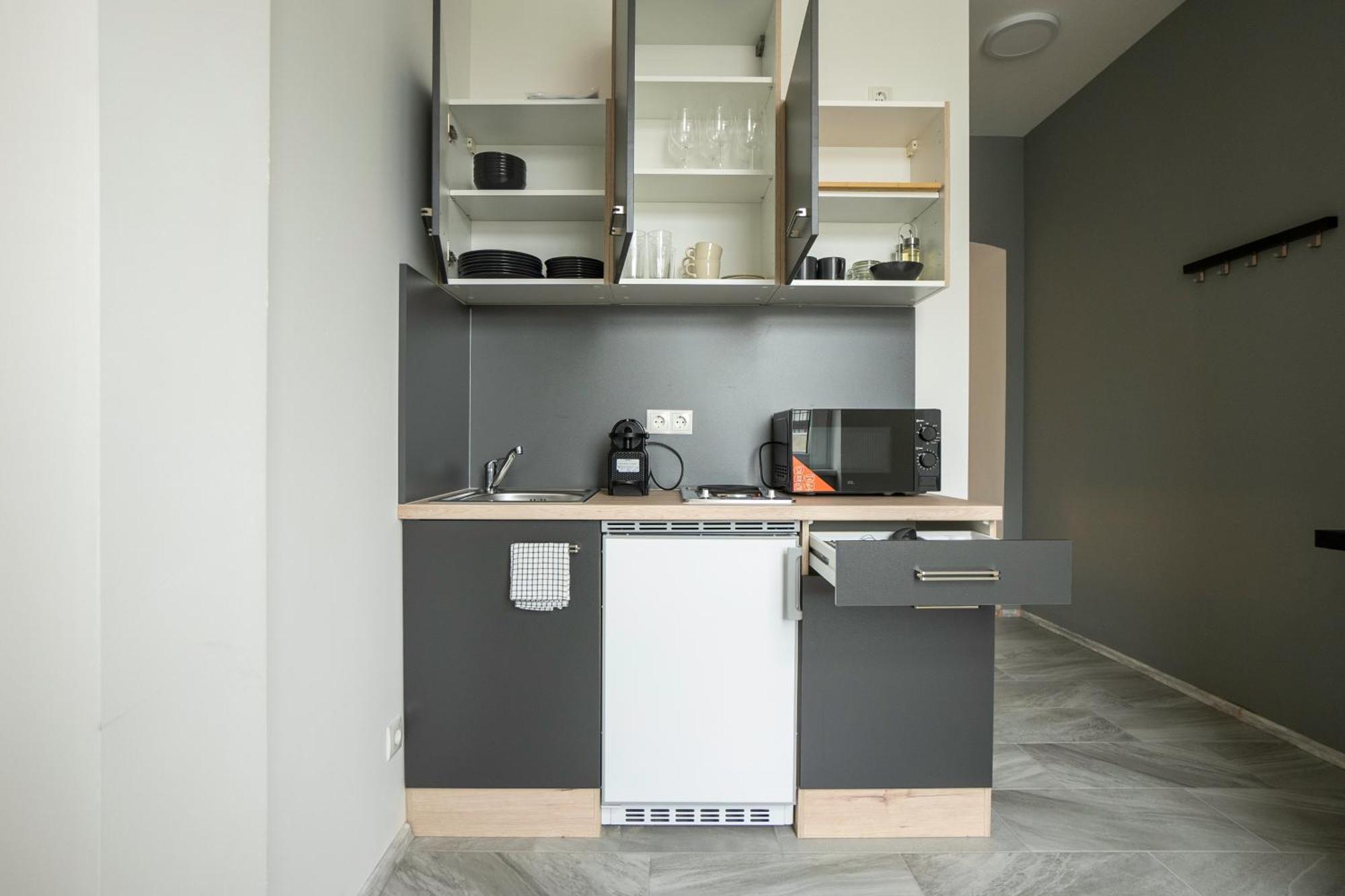 Apartamento Homely 40m Apt, King-size Bed, Next To Downtown *