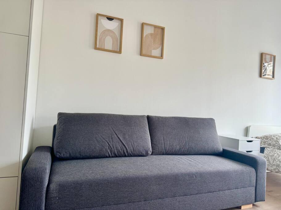 Stylish Modern With Garden Apartment *