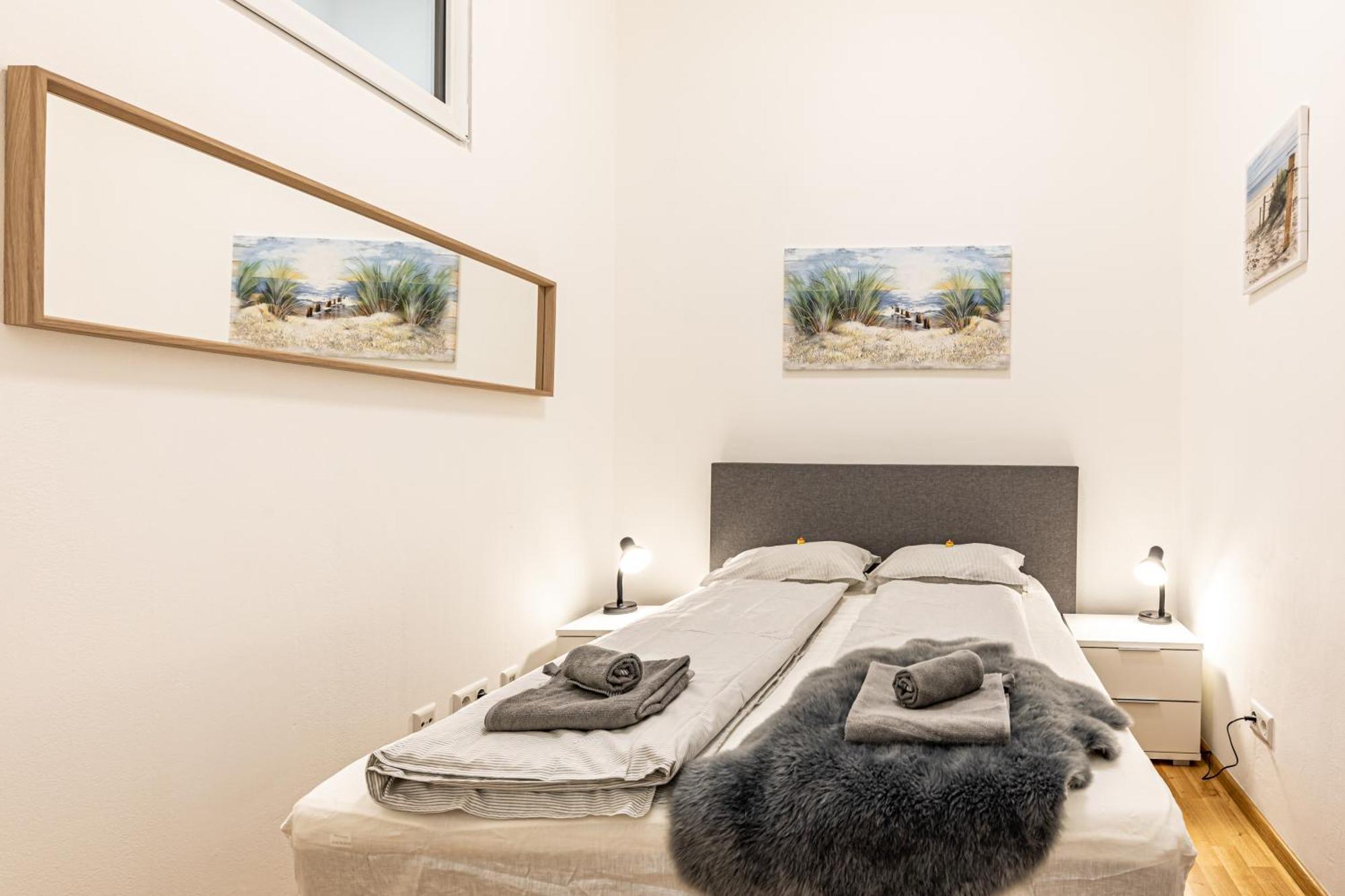 Modern By Jr Apartment