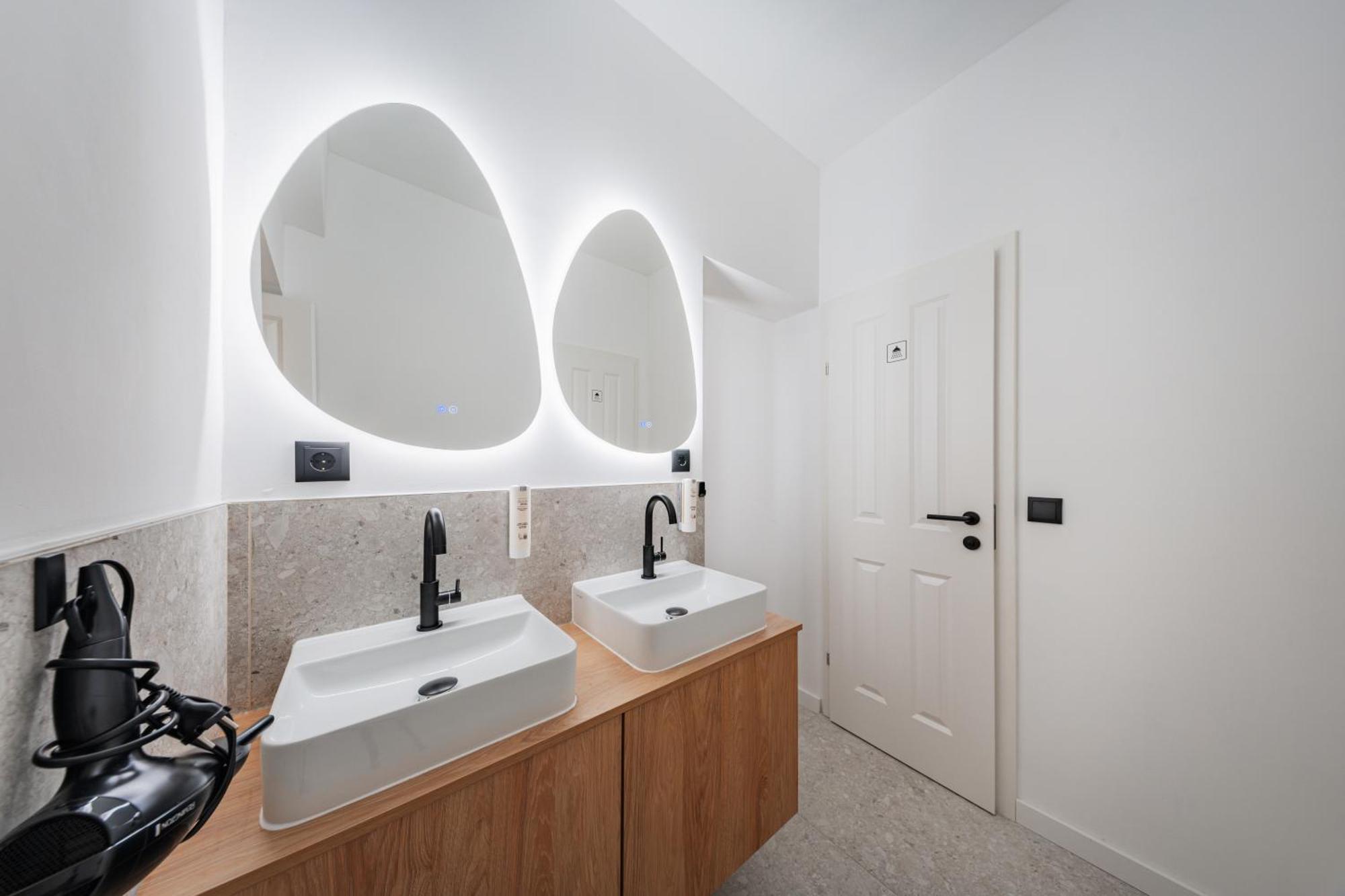 Rive By Home1