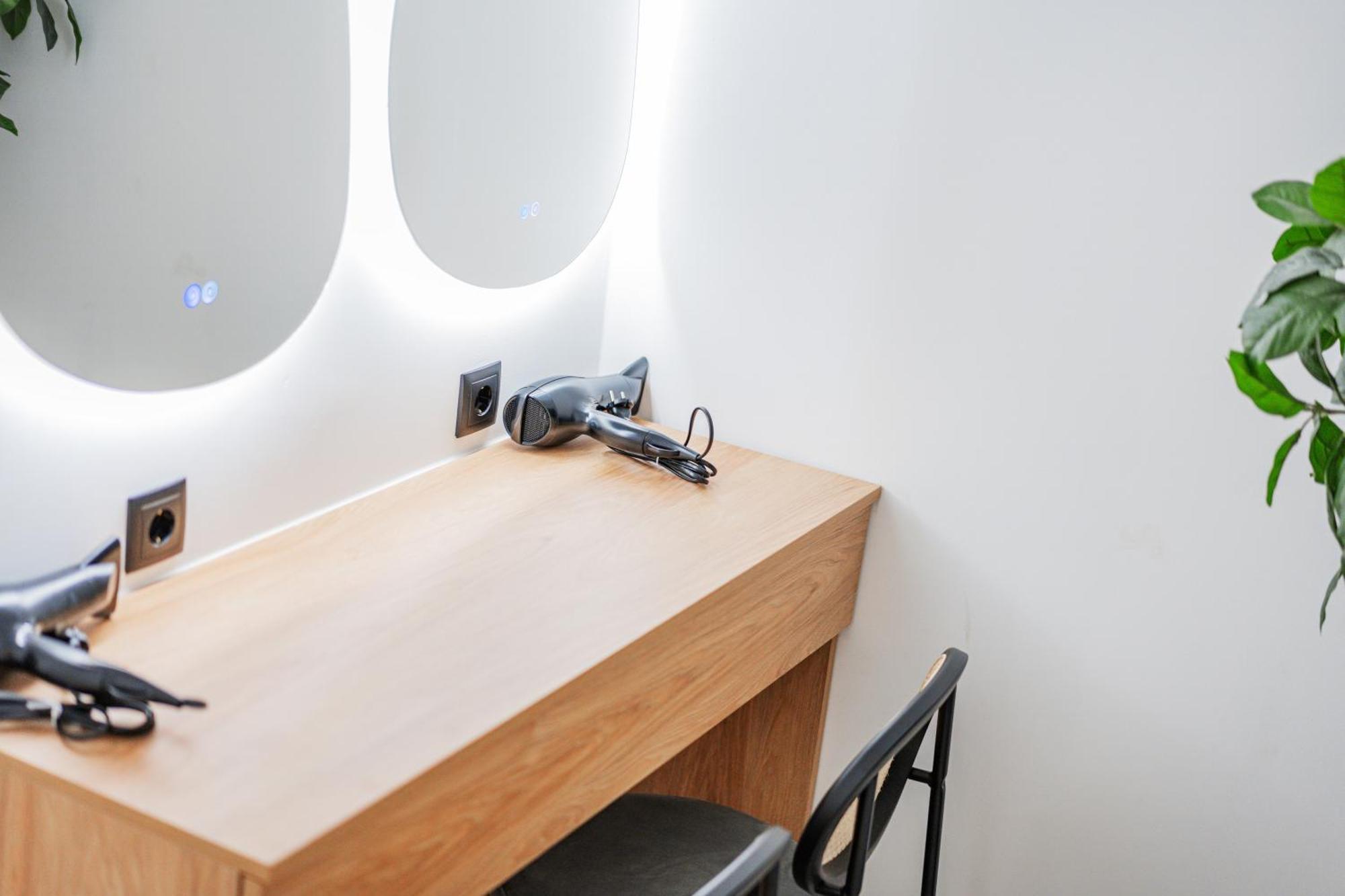 Rive By Home1 *