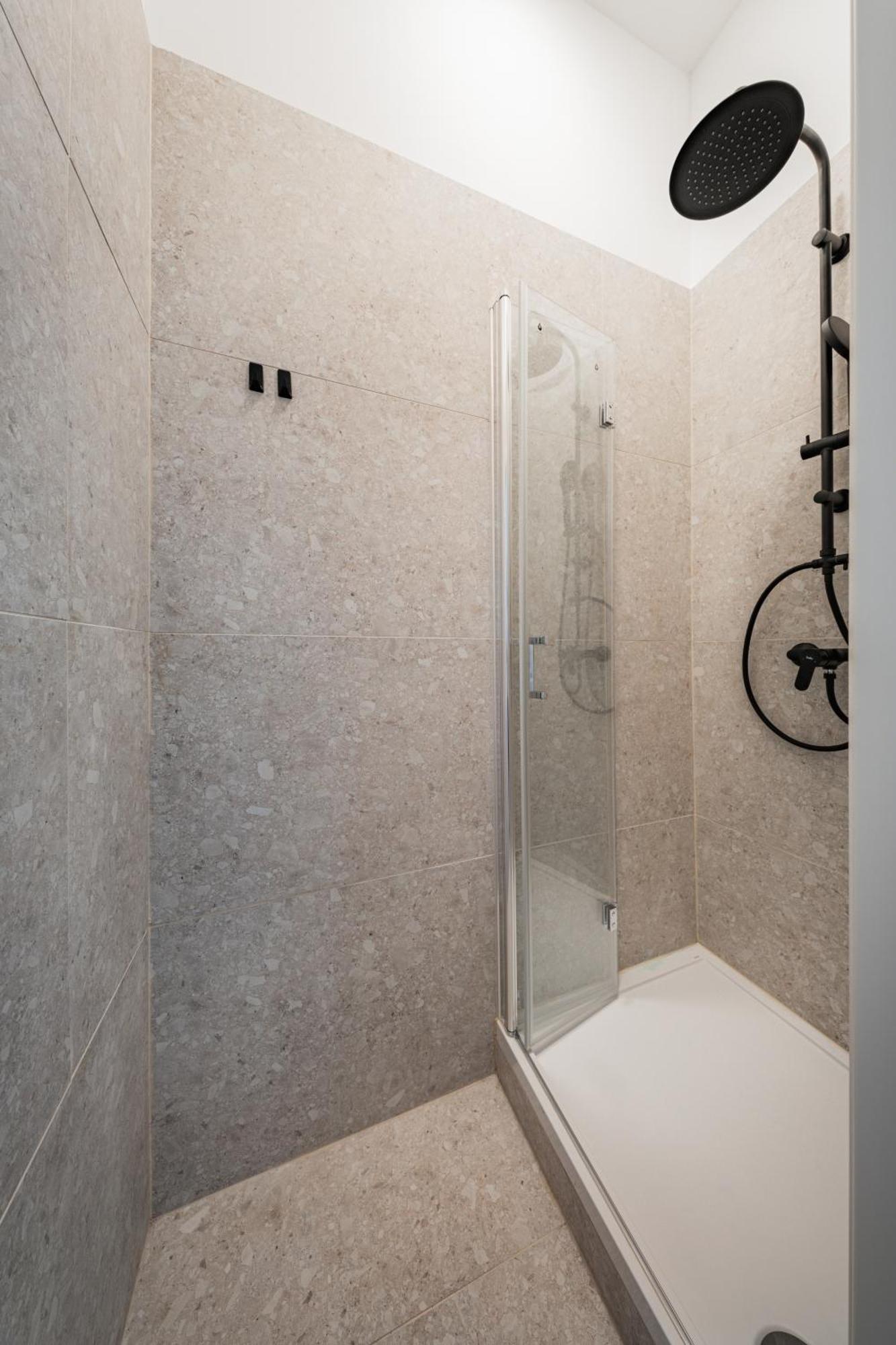 Hostel Rive By Home1