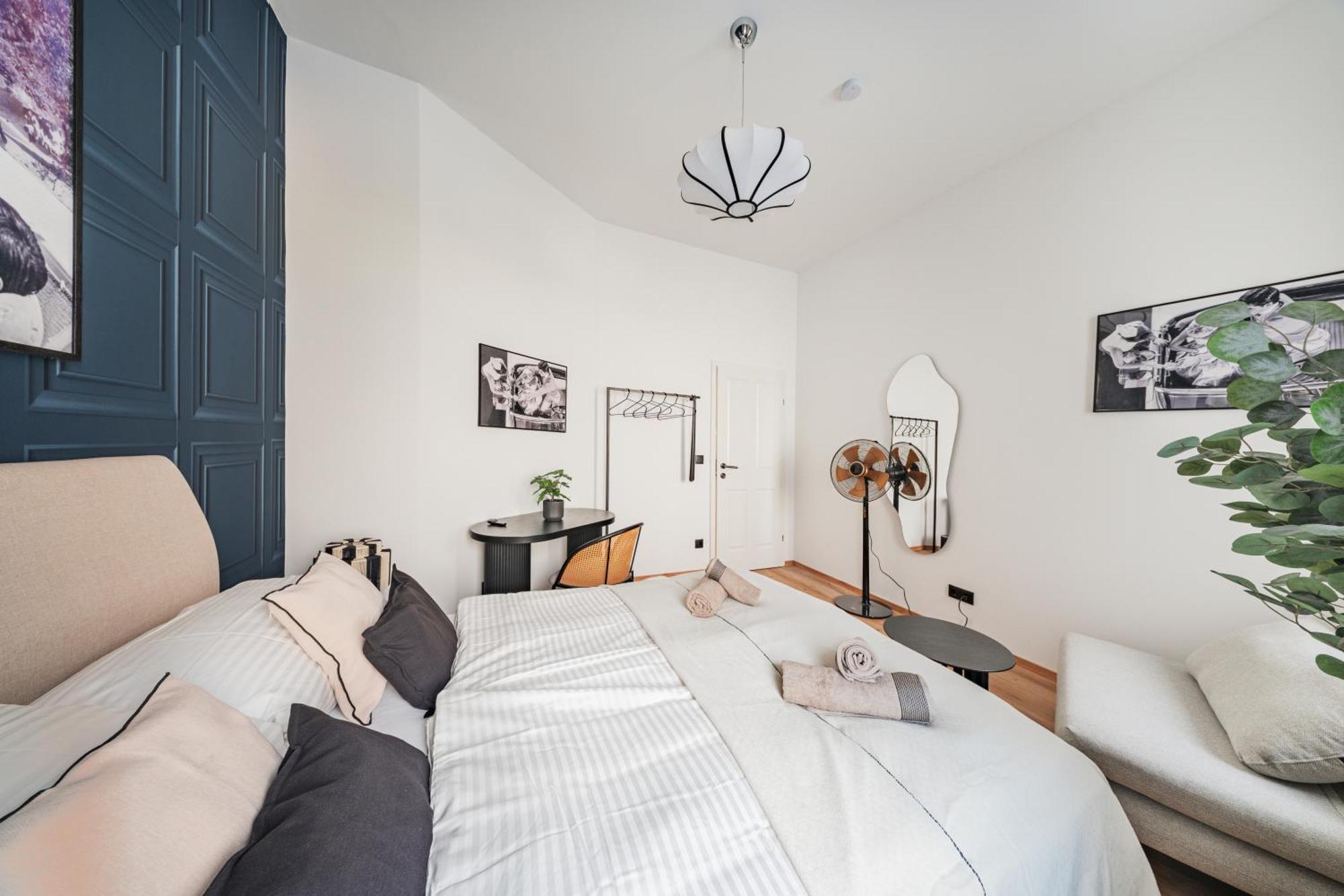 Rive By Home1