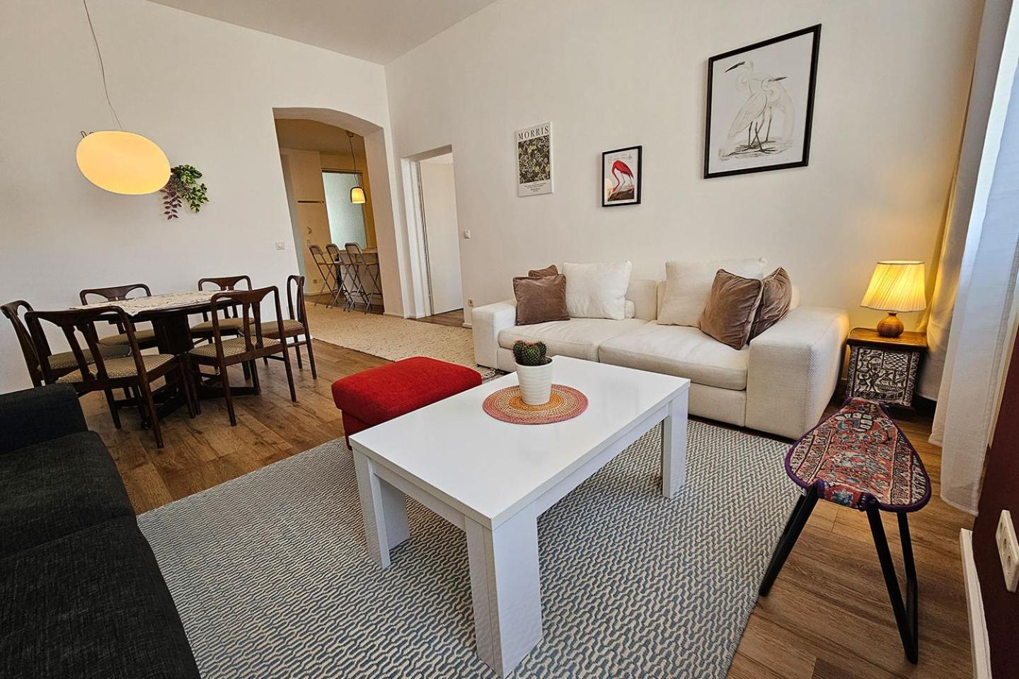 Palm Apartment