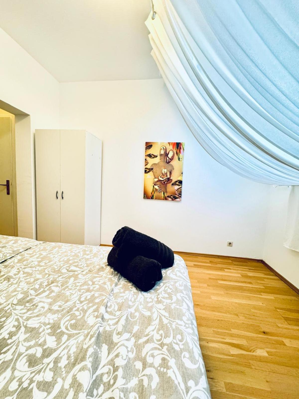 Apartment In A Shared Apt 6-min Drive To Schoenbrunn