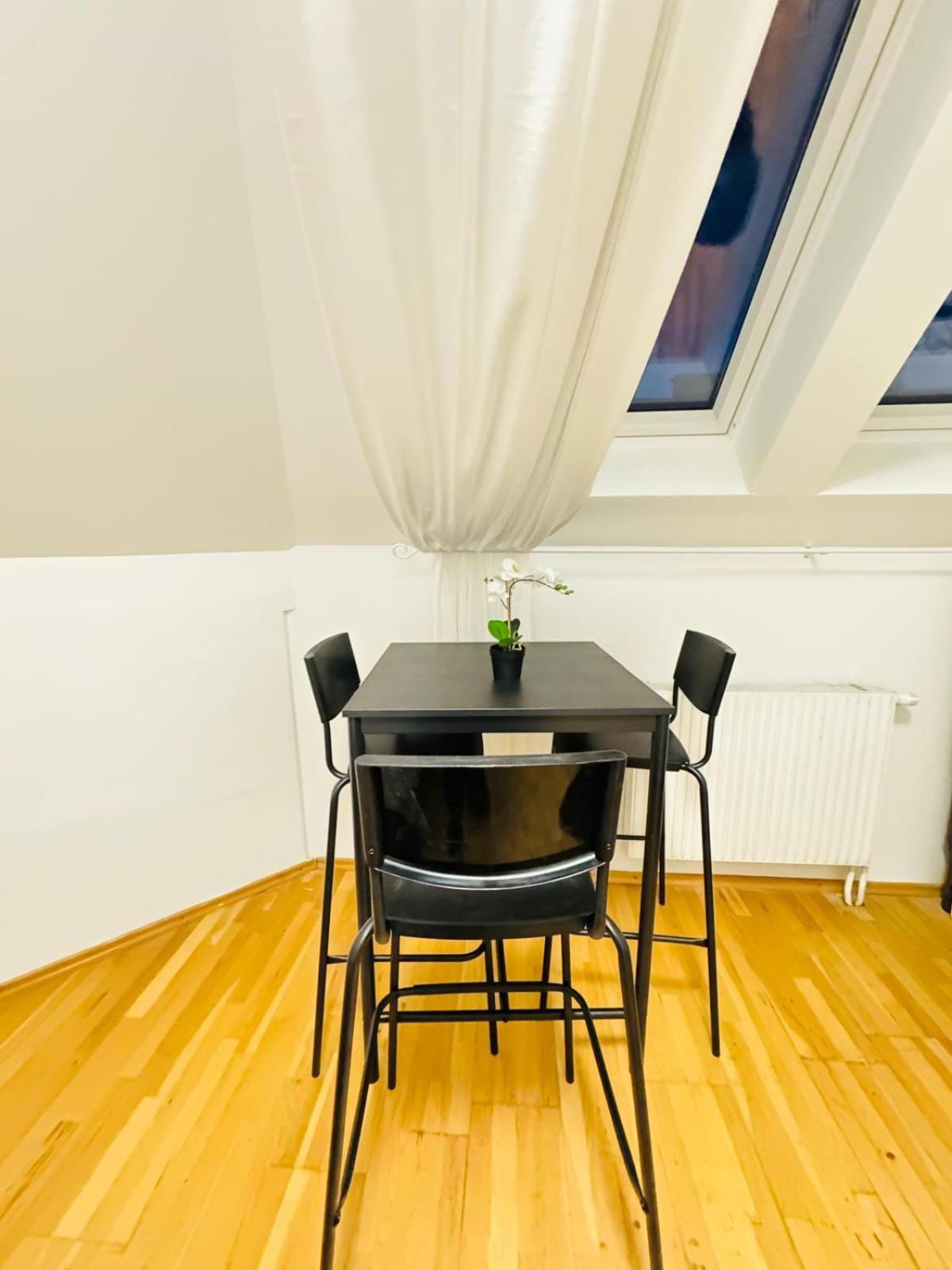 Apartment In A Shared Apt 6-min Drive To Schoenbrunn