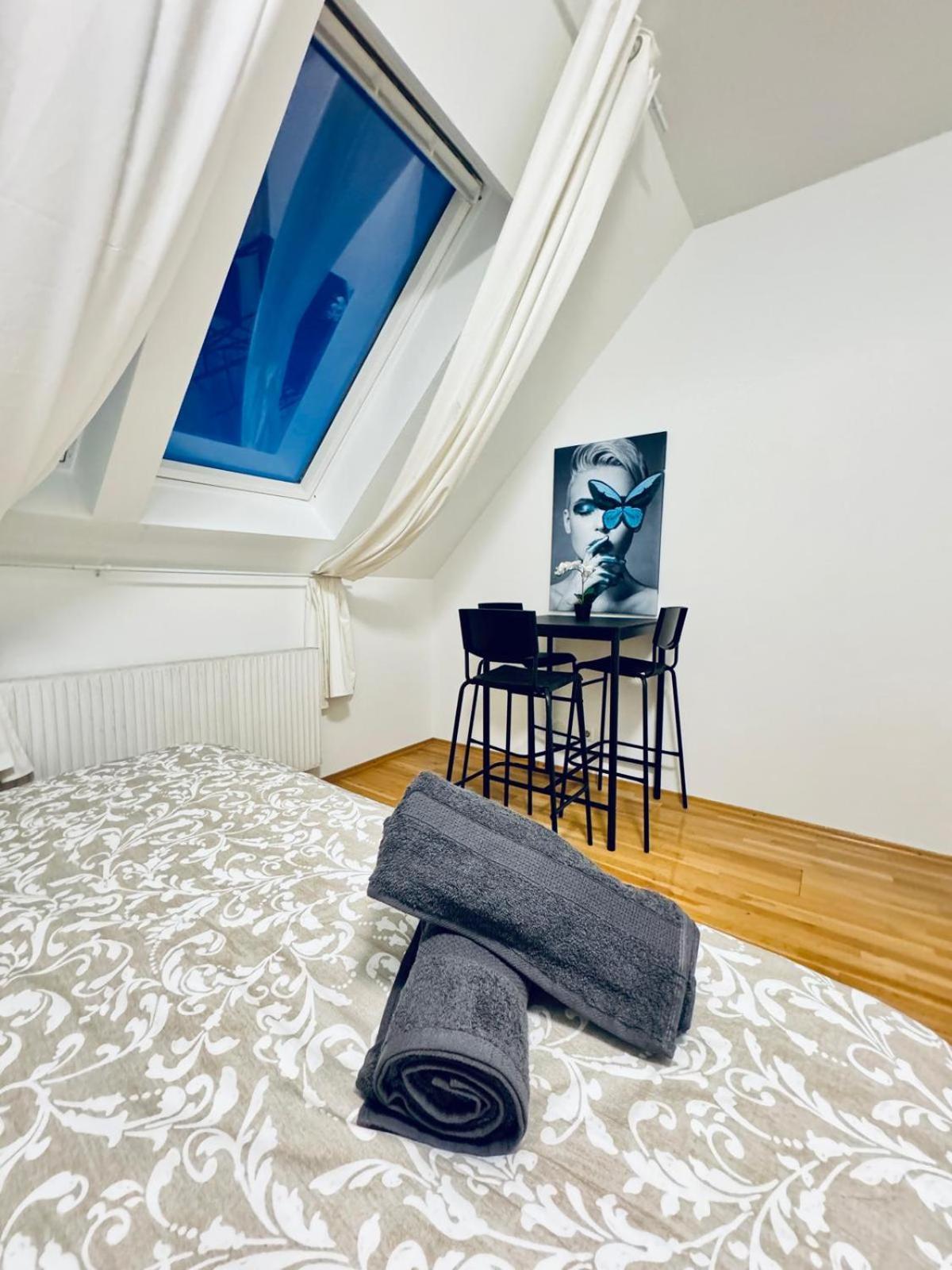 Apartment In A Shared Apt 6-min Drive To Schoenbrunn *