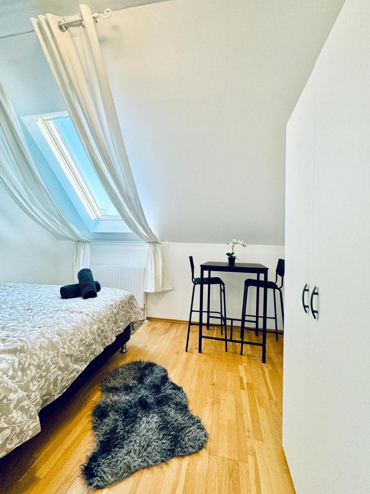 Apartment In A Shared Apt 6-min Drive To Schoenbrunn