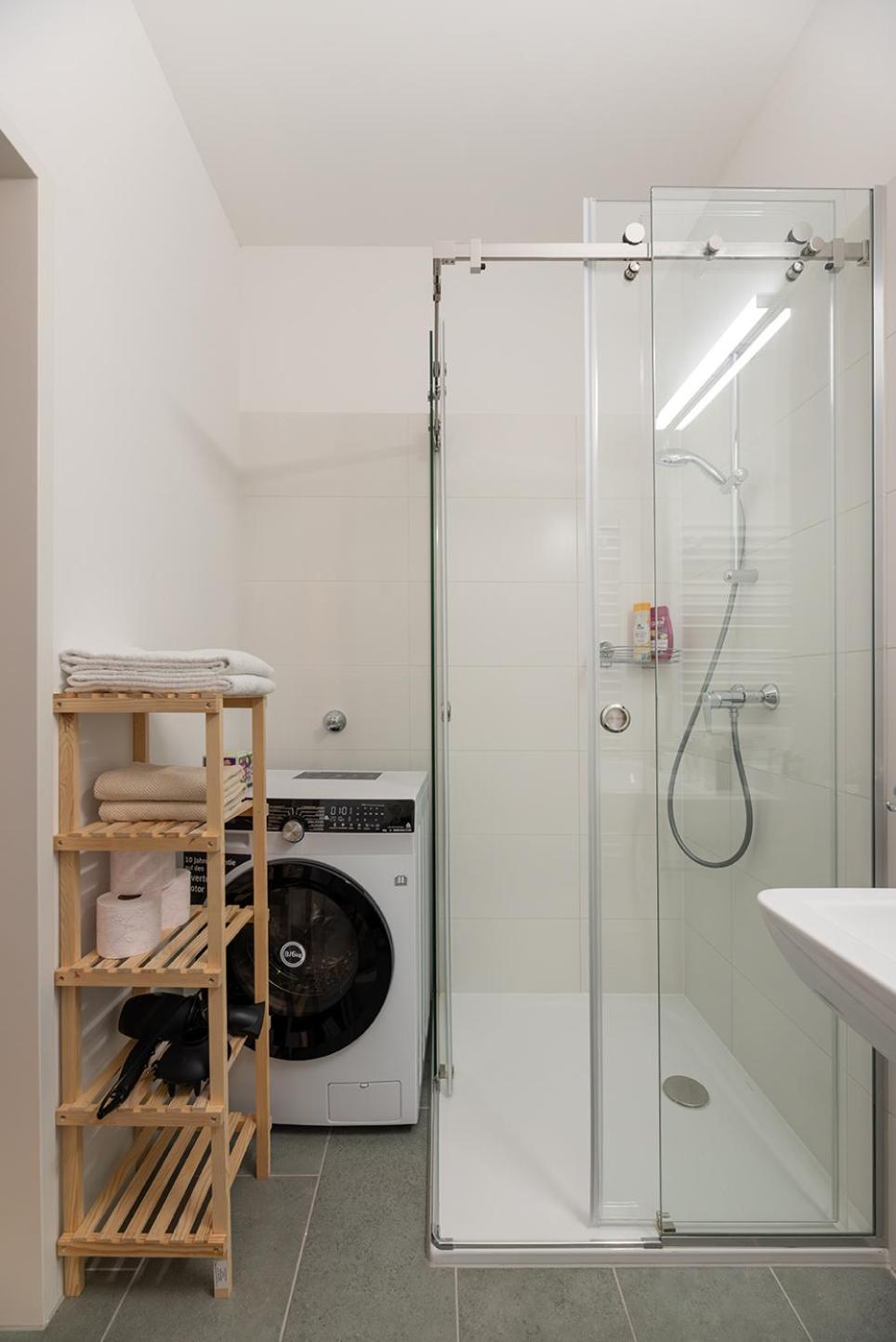 Apartment Modernes Und Neues In Ruhelage Nahe Schoenbrunn Vienna