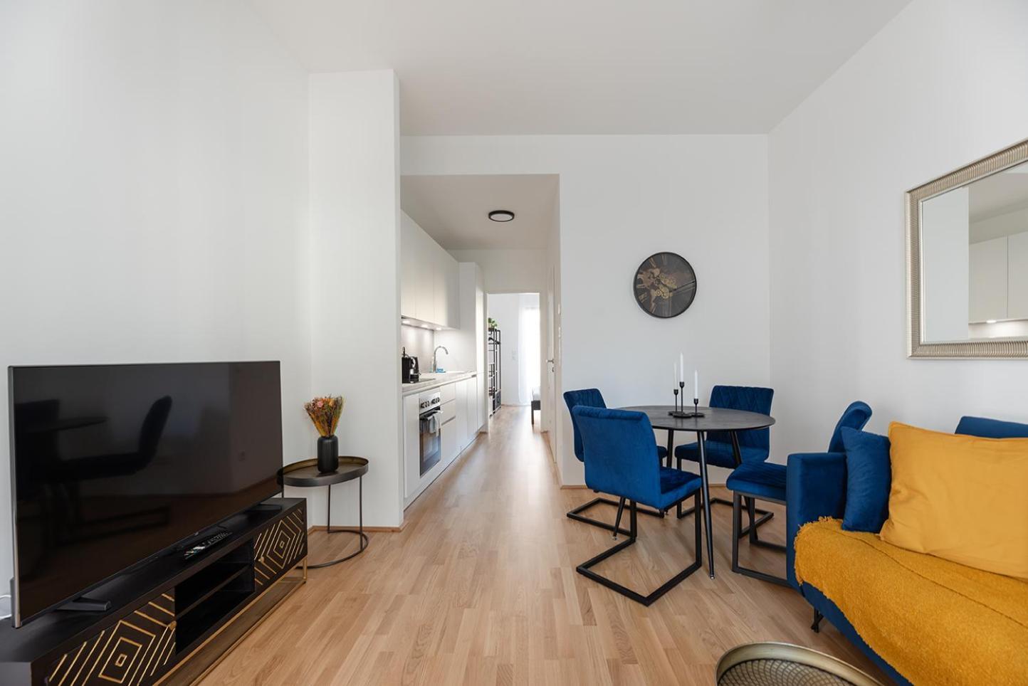 Apartment Modernes Und Neues In Ruhelage Nahe Schoenbrunn