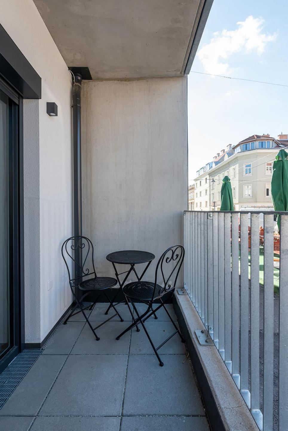 Apartment Modernes Und Neues In Ruhelage Nahe Schoenbrunn Vienna