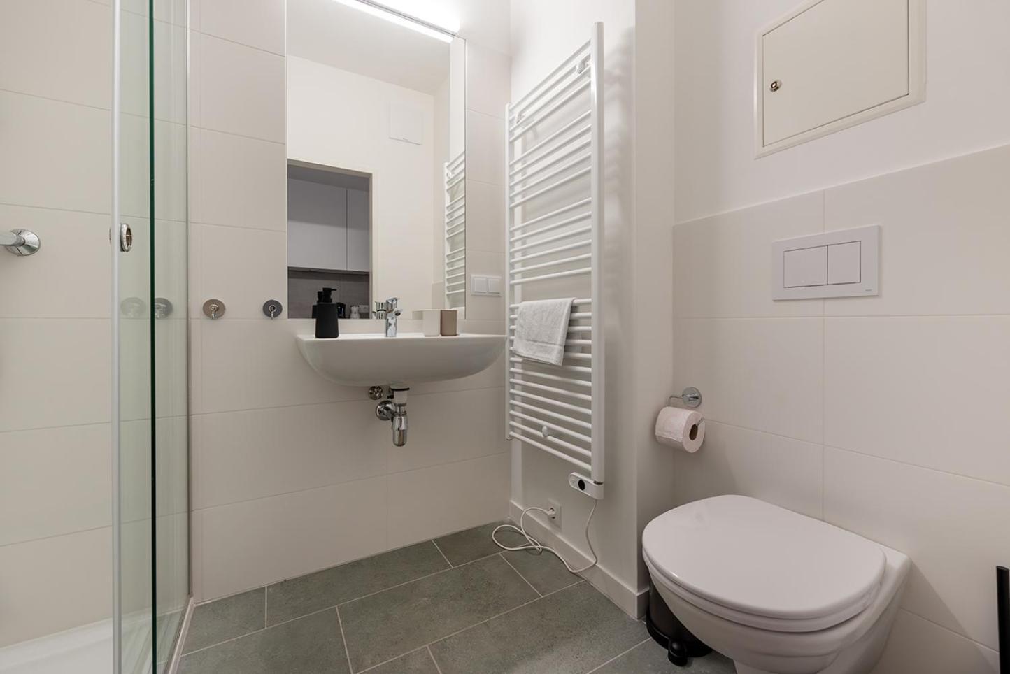 Modernes Und Neues In Ruhelage Nahe Schoenbrunn Apartment *