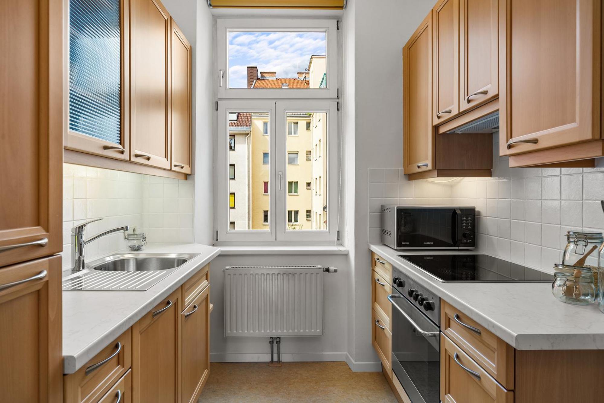 Nur 15 Minuten Ins Zentrum - Neu Renoviert Und Ruhig Gelegen Apartment