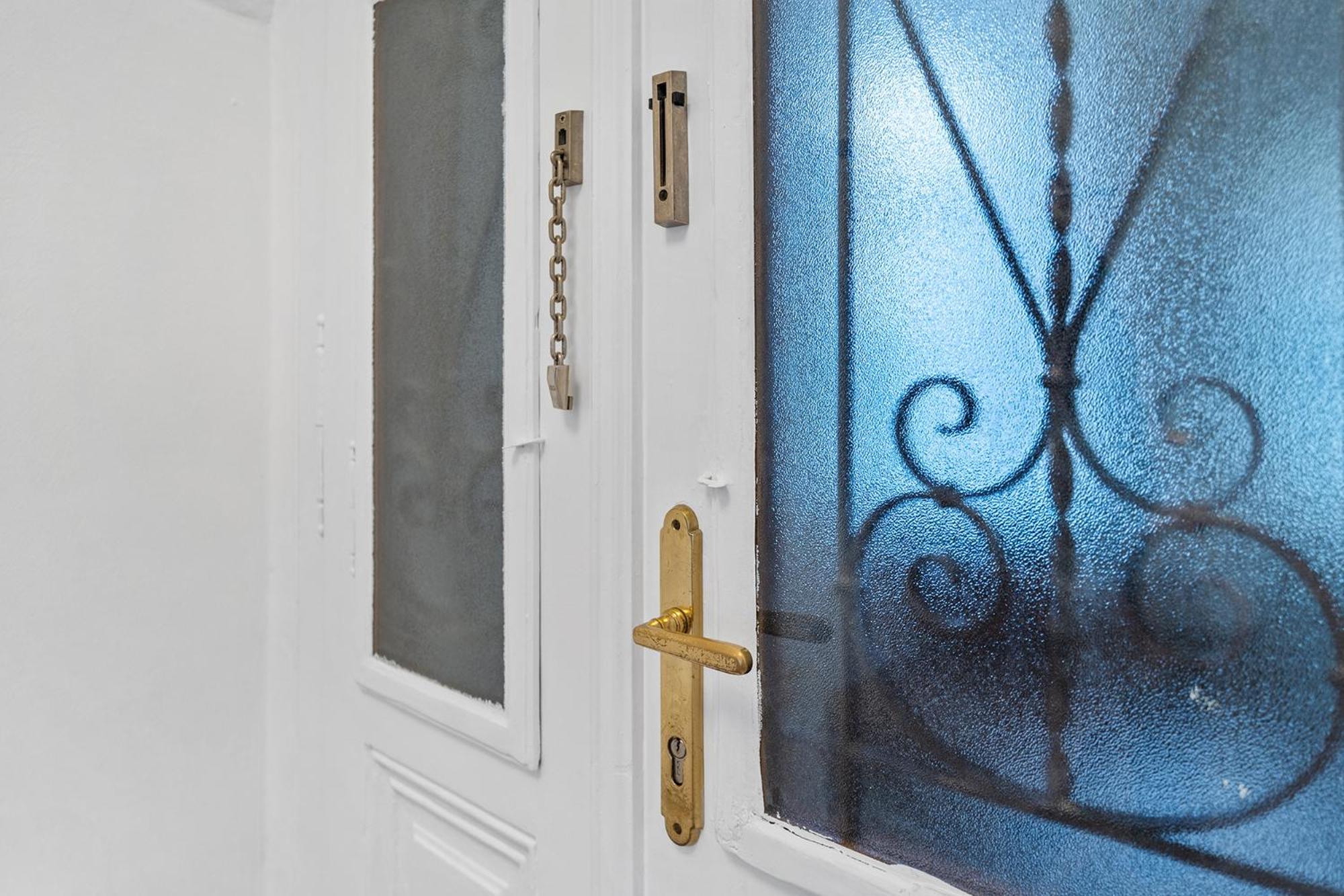 Nur 15 Minuten Ins Zentrum - Neu Renoviert Und Ruhig Gelegen Apartment *
