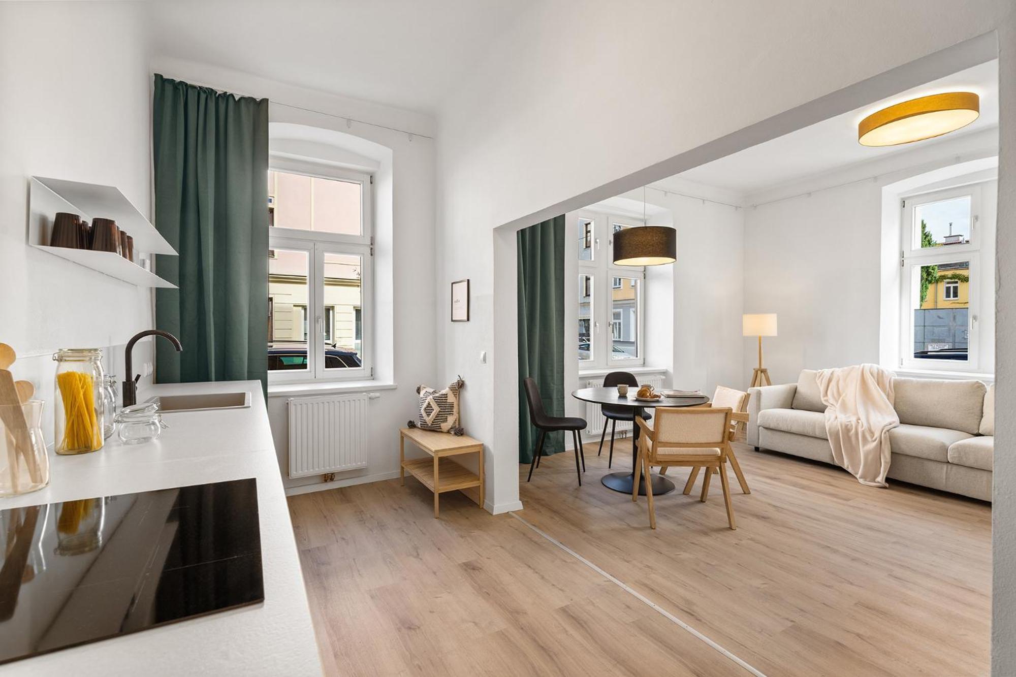 Nur 15 Minuten Ins Zentrum - Neu Renoviert Und Ruhig Gelegen *