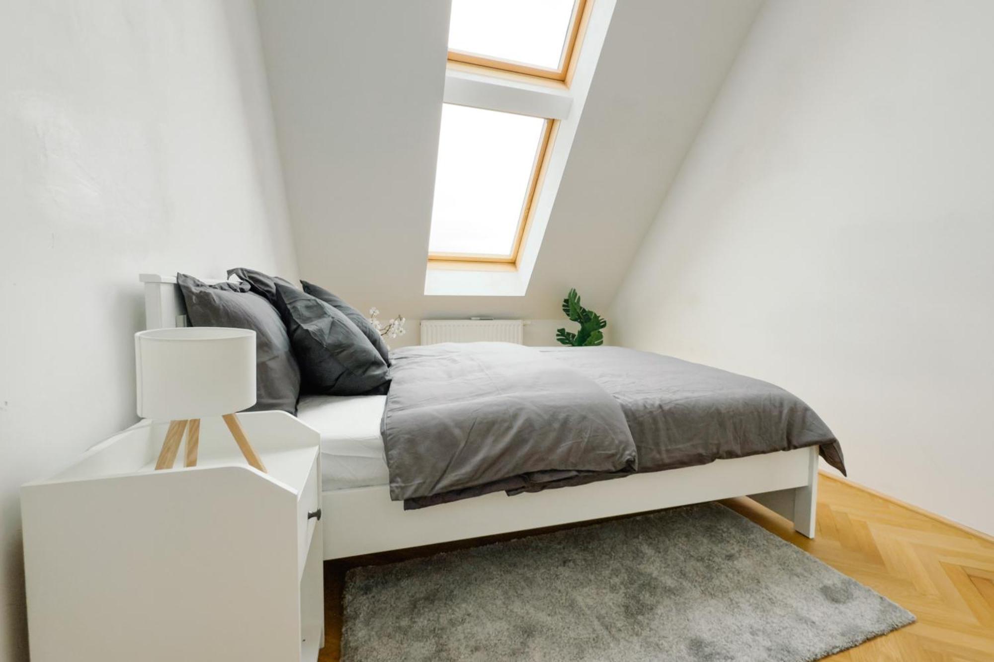 110qm, 4 Bedrooms, Near Schoenbrunn - Axara Housing Osw 33 Apartment
