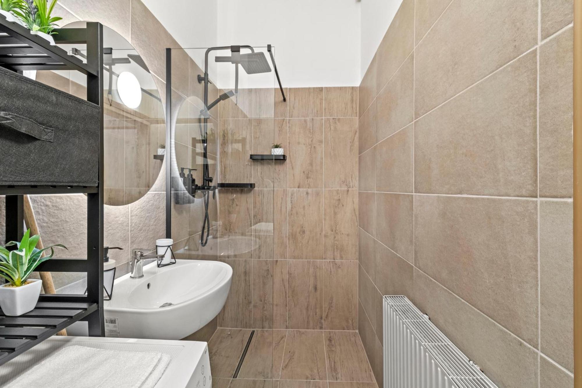 Zentrale, Stilvolle Und Gemuetliche Apartamento *