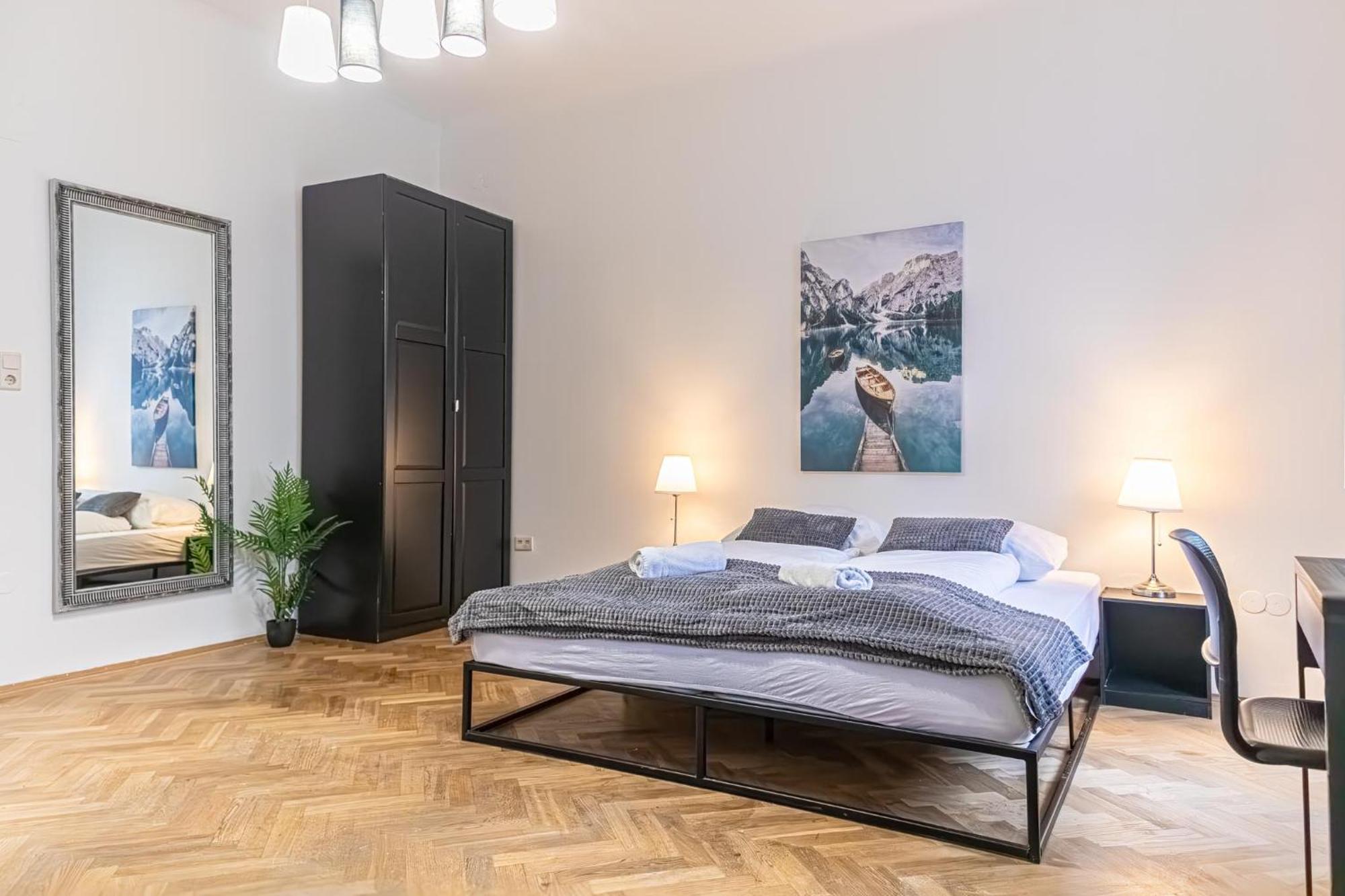 Spacious 2br -near Wiener Stadthalle Burggassewiener Well Located Apartment Vienna