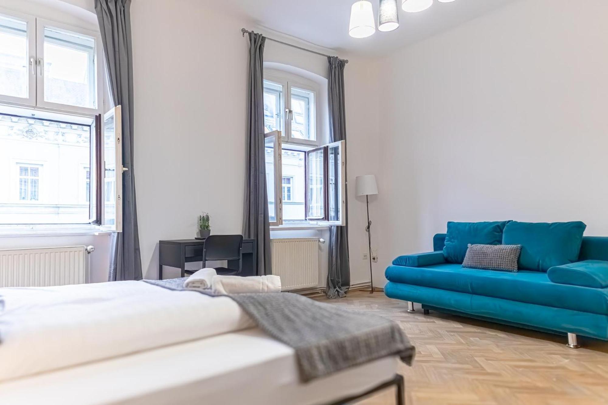 Spacious 2br -near Wiener Stadthalle Burggassewiener Well Located Vienna
