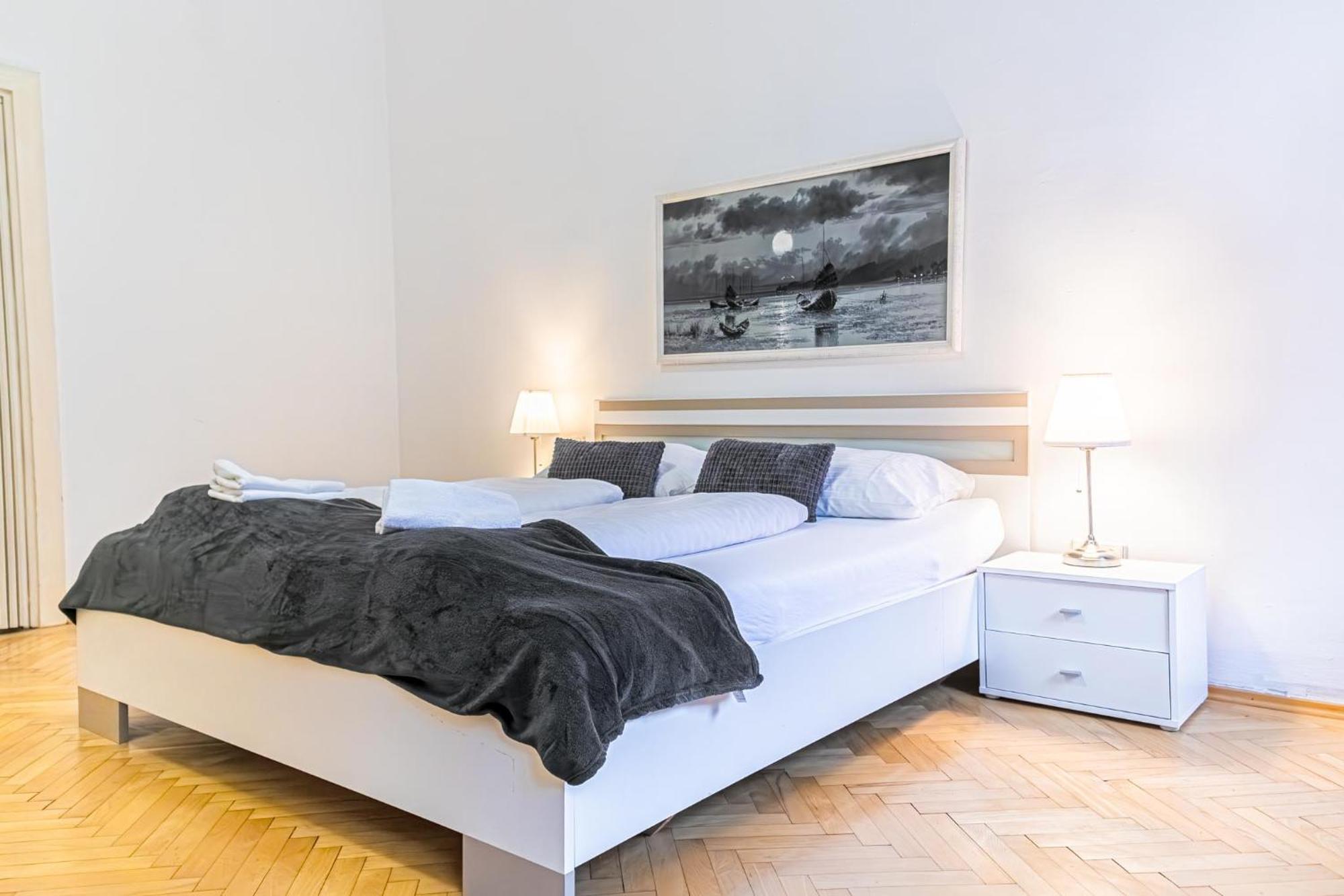 Deluxe 3br Apt. Wiener Stadthalle - Suitable For Longstays
