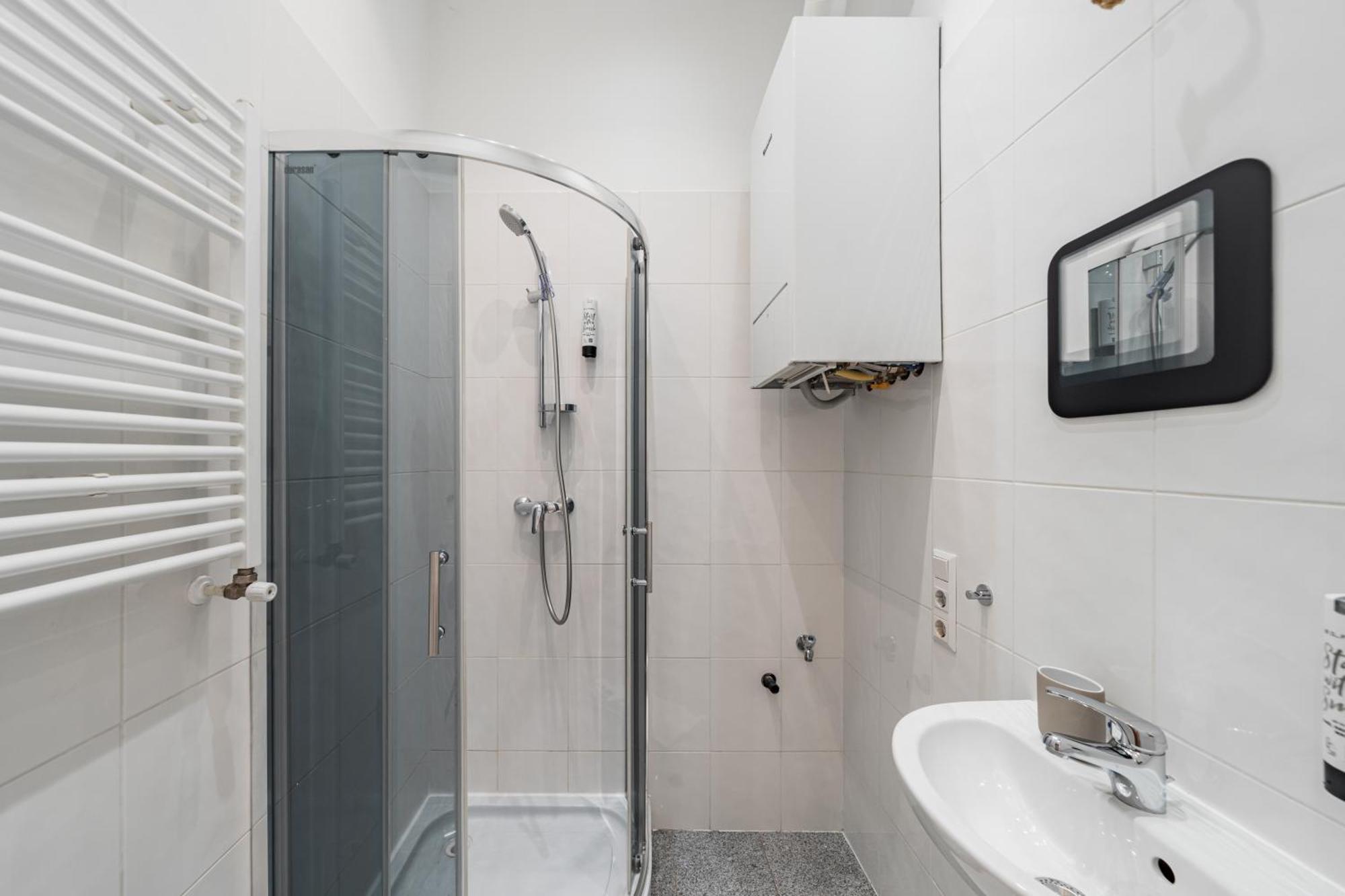 Wiener Wohlfuehlort Im 3bezirk Apartment *
