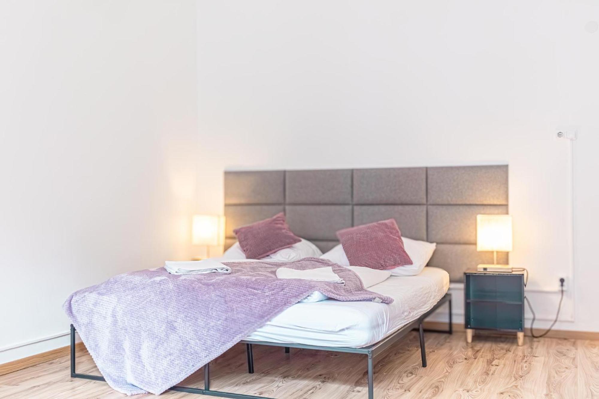 Antique Chic 2br Getaway In A Historic Setting Apartment Wien