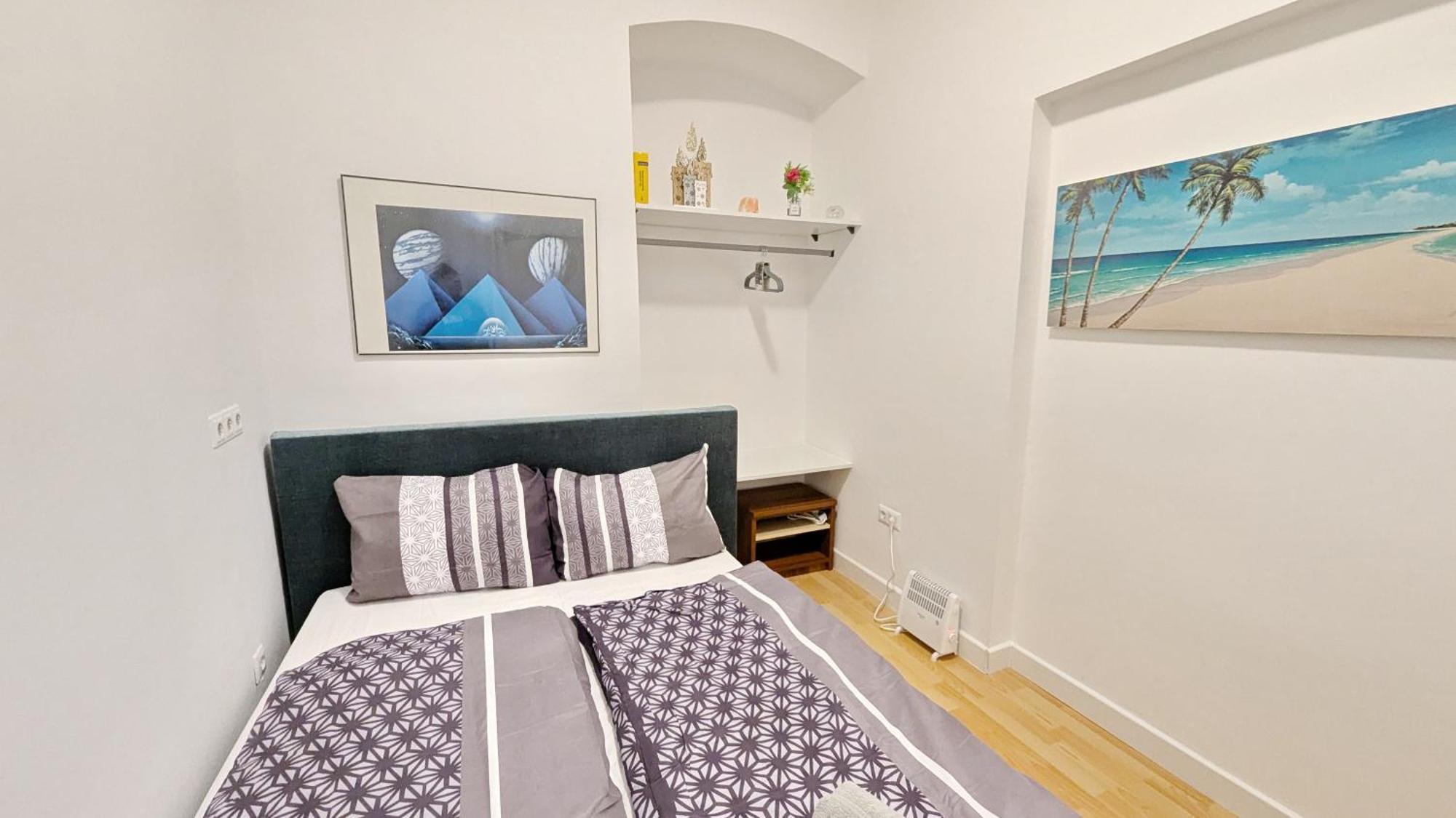 Cozy In Lugner City Area Homestay *