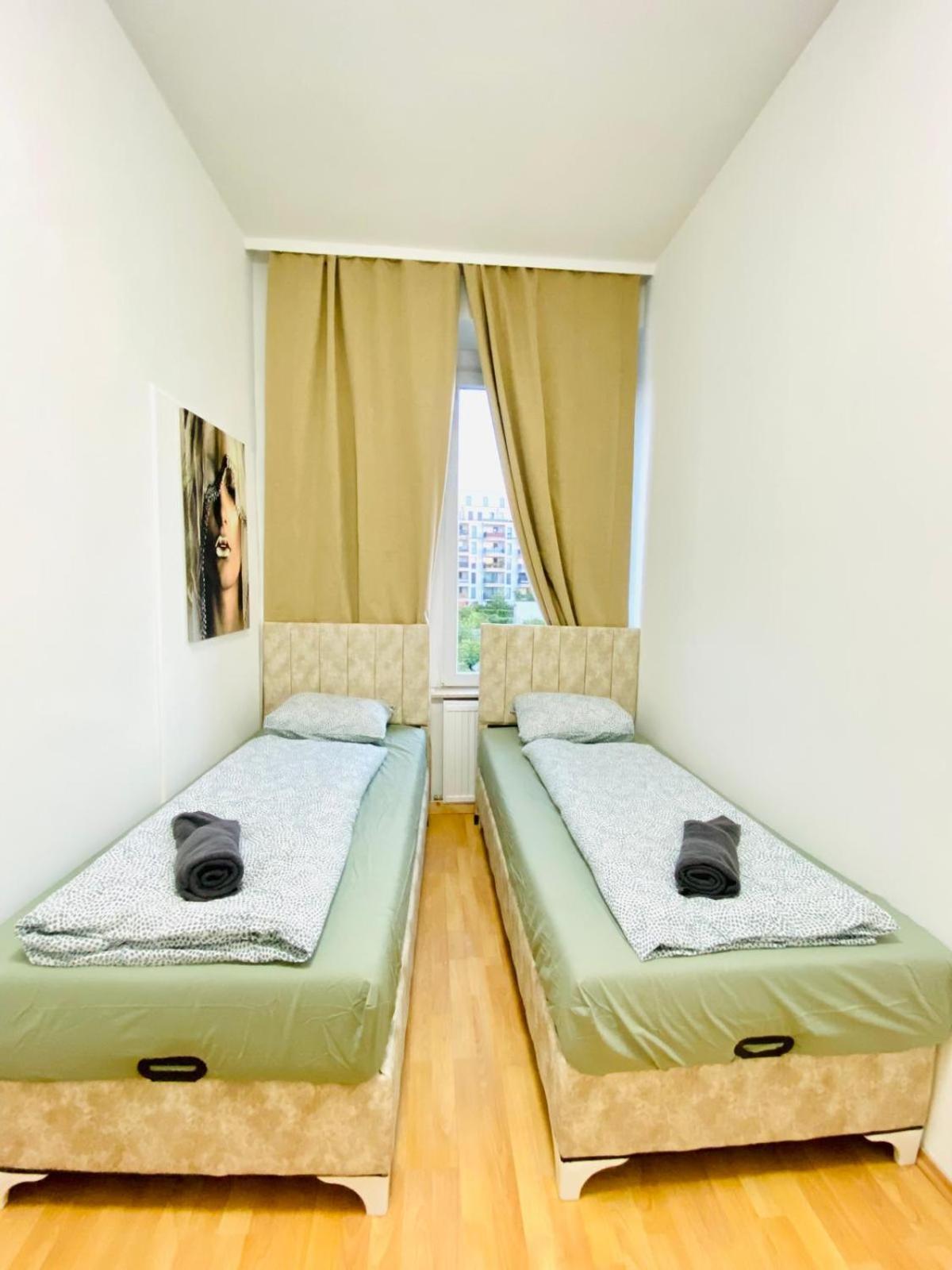 Bright 5br W Great Transport Link Apartment Vienna