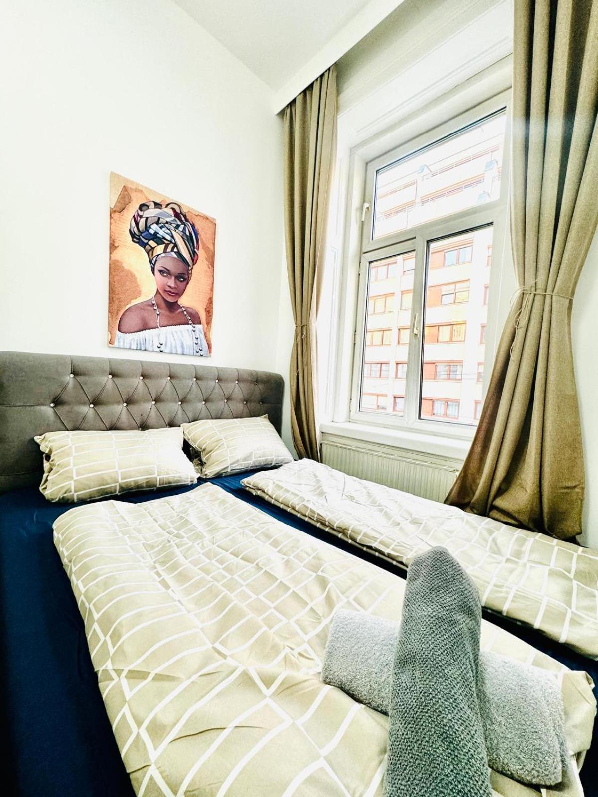 Cozy 9br Shared Apartment, Only 12min Walk To Augarten * Vienna