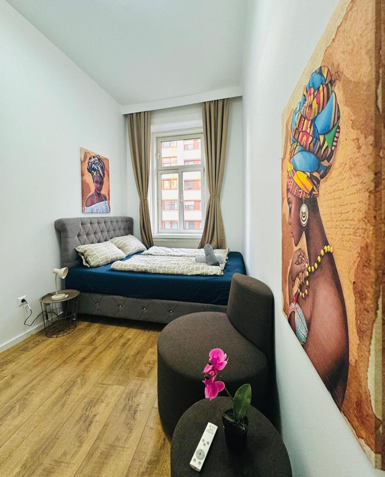 Cozy 9br Shared Apartment, Only 12min Walk To Augarten Apartment *