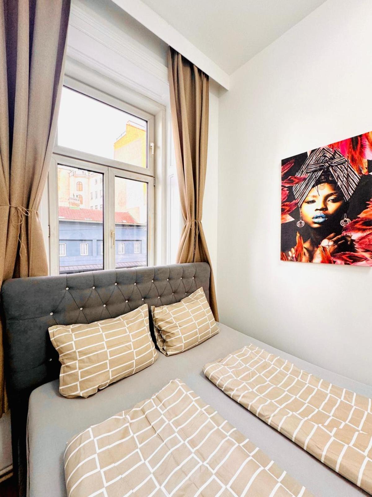 Apartment Cozy 9br Shared Apartment, Only 12min Walk To Augarten
