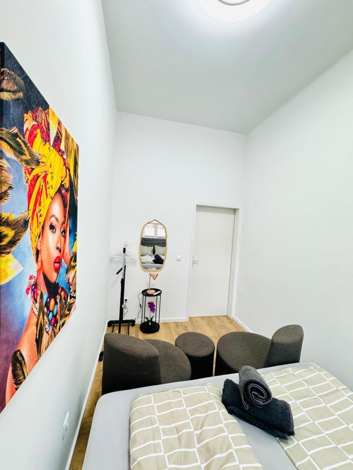 Cozy 9br Shared Apartment, Only 12min Walk To Augarten Apartment *