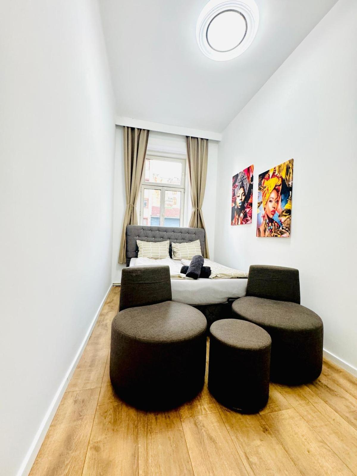 Cozy 9br Shared Apartment, Only 12min Walk To Augarten Apartment Vienna