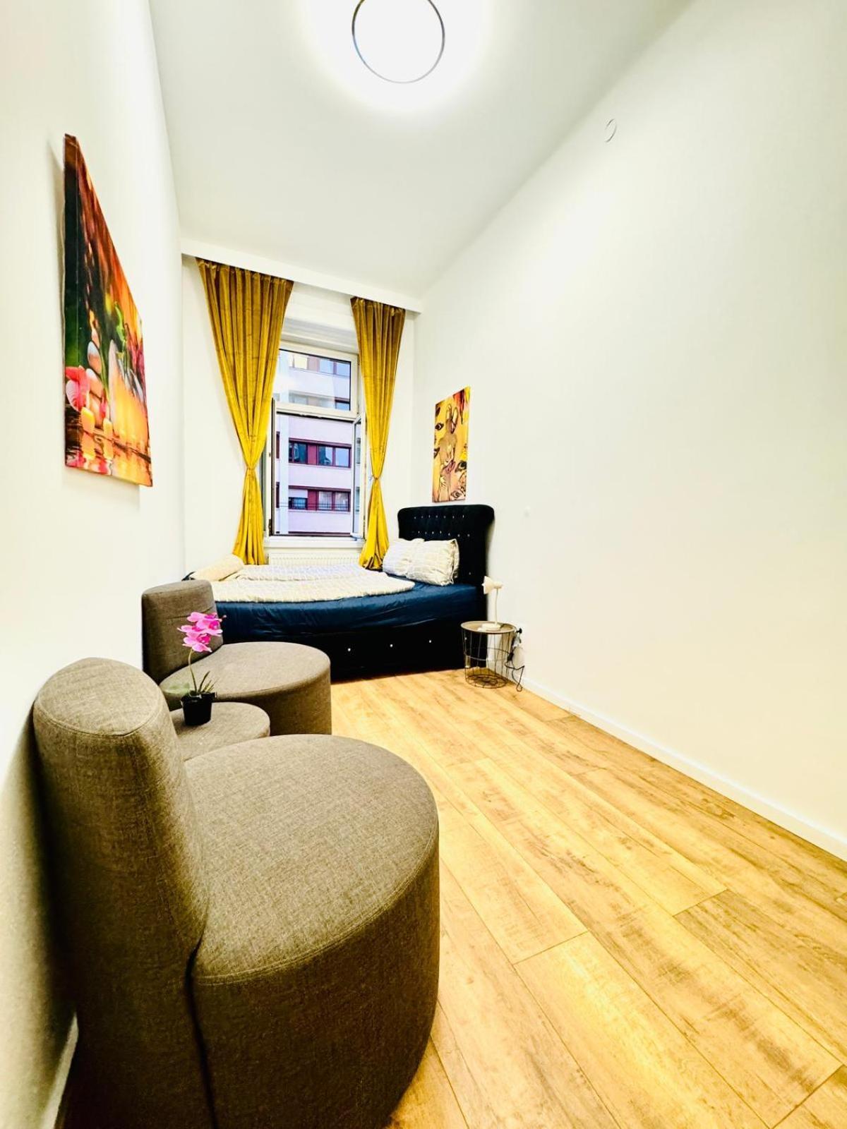 Cozy 9br Shared Apartment, Only 12min Walk To Augarten Apartment Vienna