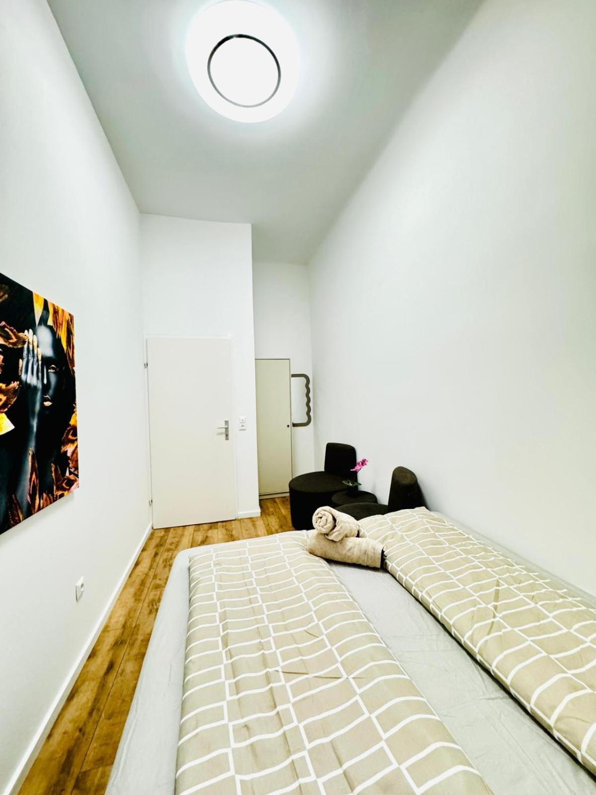 Cozy 9br Shared Apartment, Only 12min Walk To Augarten * Vienna