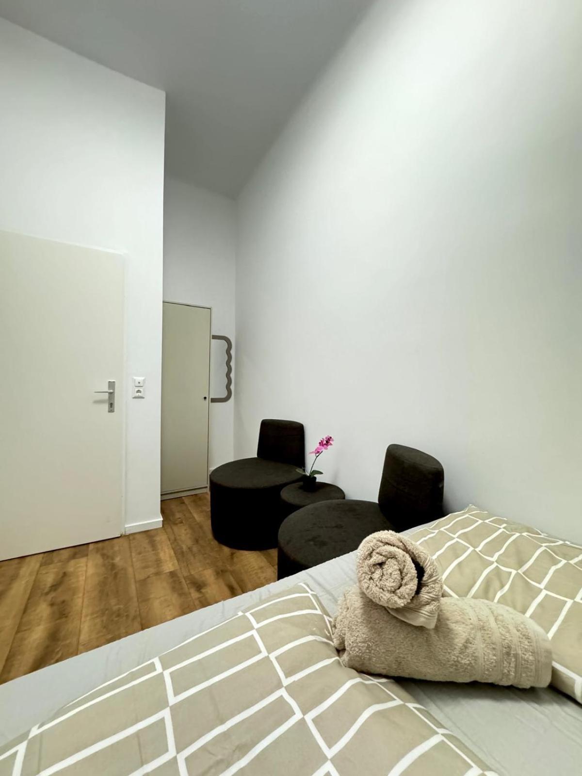 Apartment Cozy 9br Shared Apartment, Only 12min Walk To Augarten