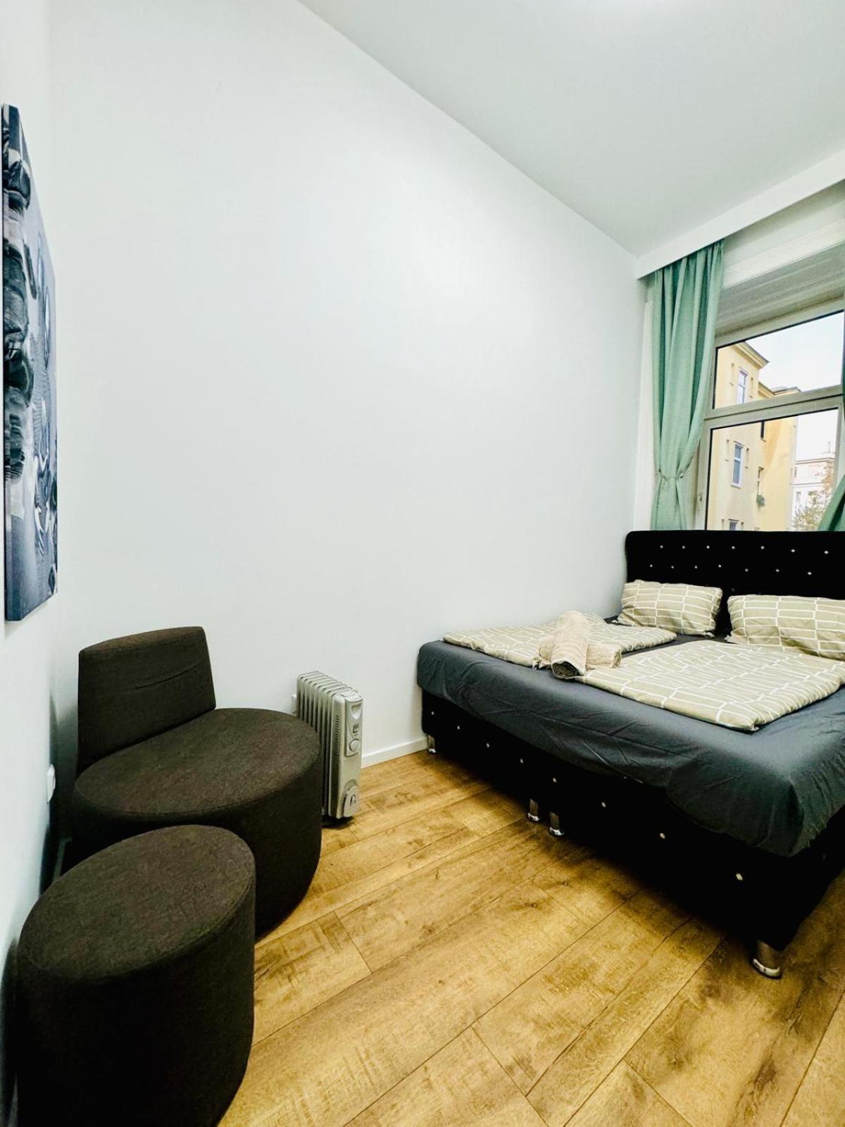 Apartment Cozy 9br Shared Apartment, Only 12min Walk To Augarten *