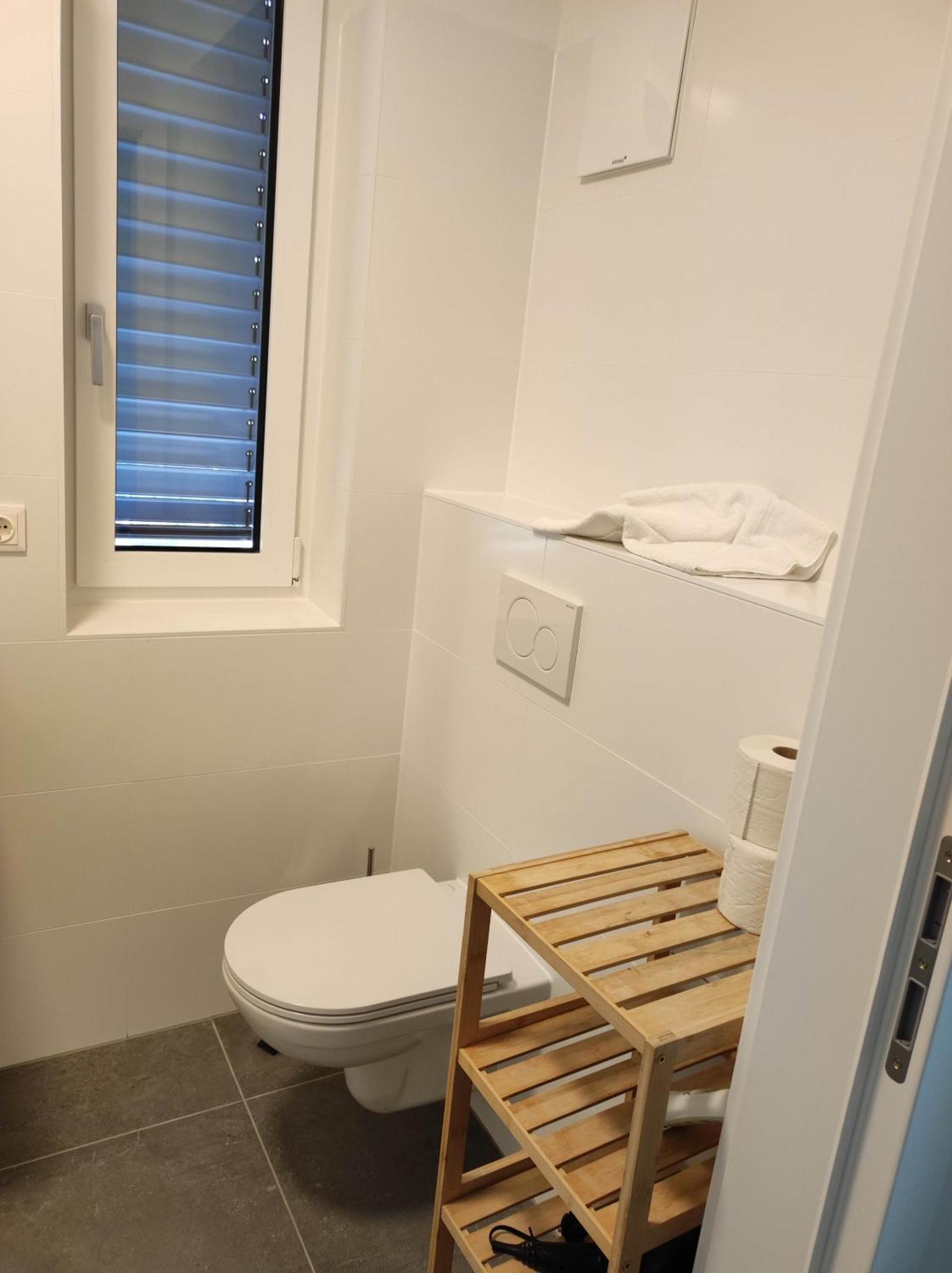 Luxus Penthouse Gegenueber International Centre Und Kaiserwasser * Vienna