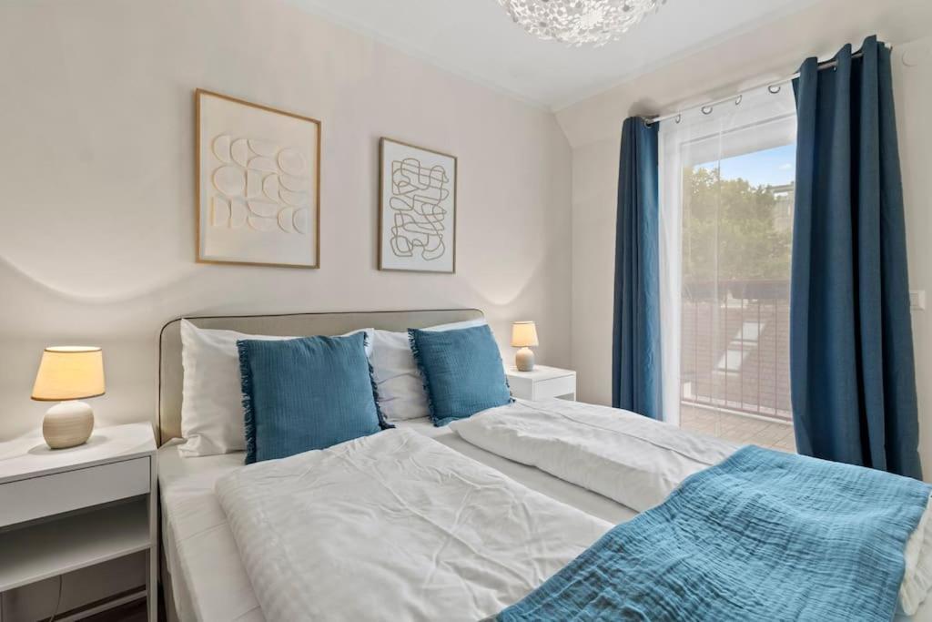 Apartment Free Parking I Big Balcony I Naehe Schoenbrunn *