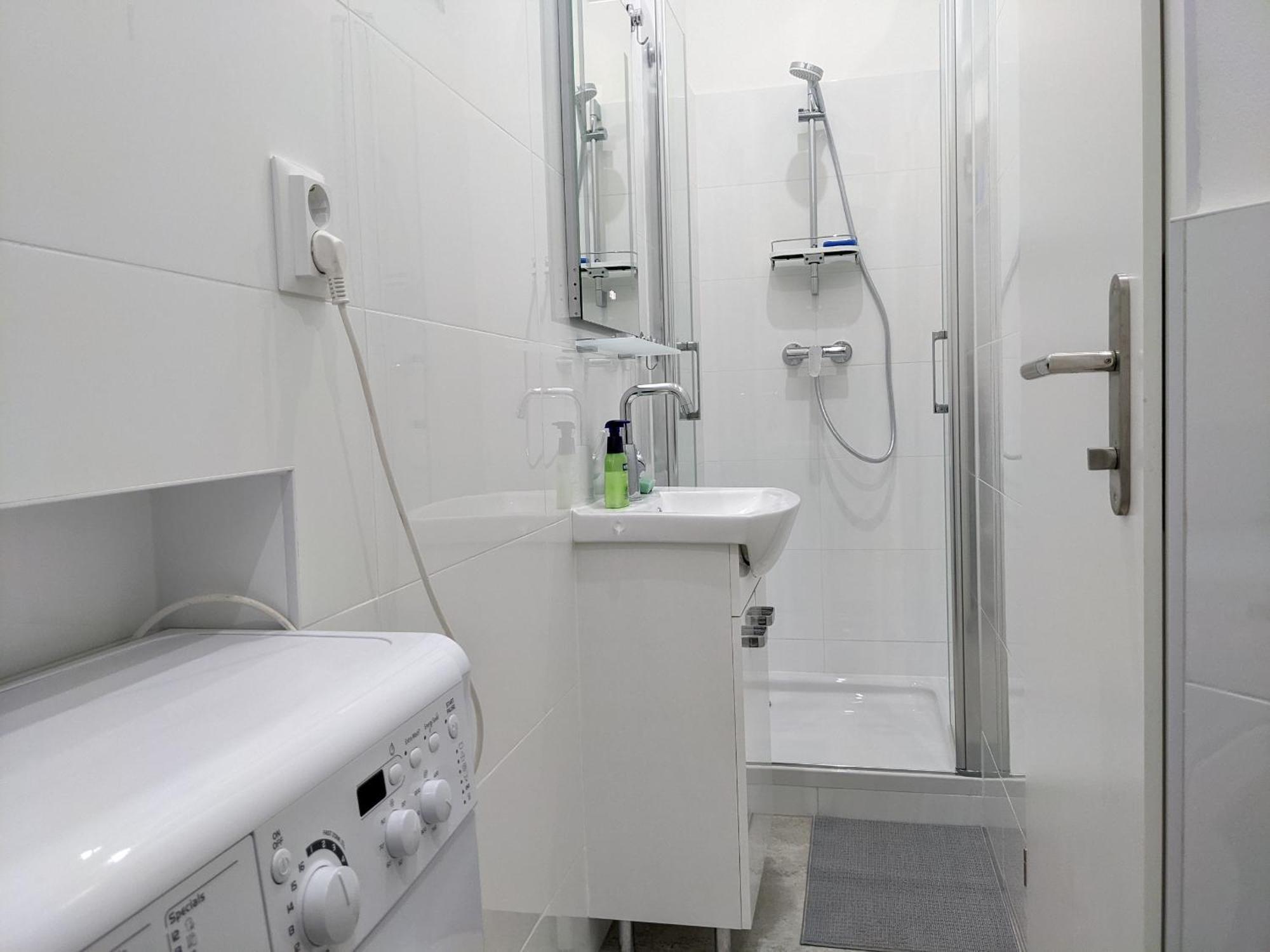 Clearvuehome - Quiet 54 M2 Messe Apartment