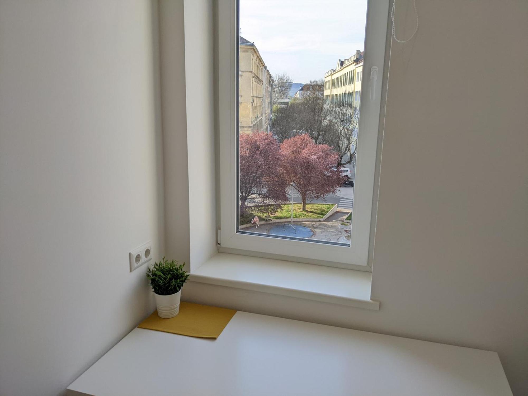 Clearvuehome - Quiet 54 M2 Messe Apartment *