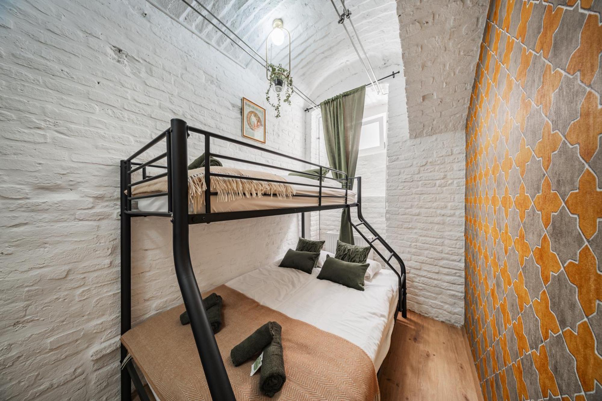 Hostel Green Apartments *
