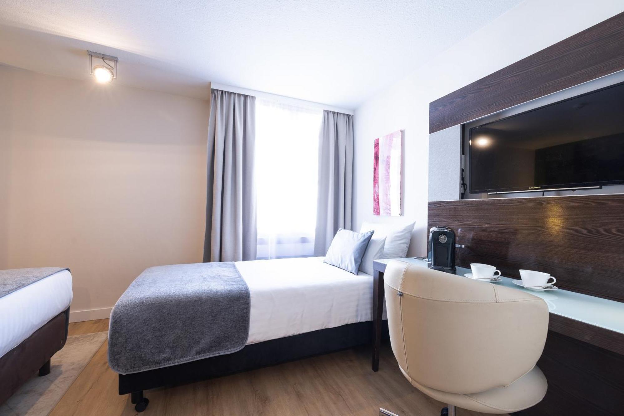 Leonardo Westbahnhof Hotel 4*