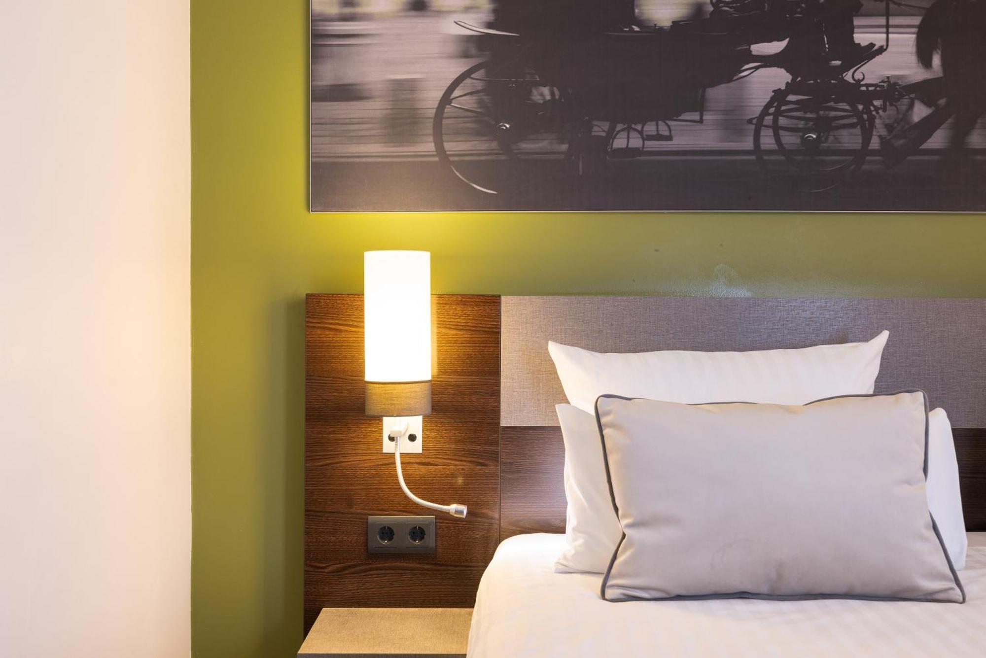 Leonardo Westbahnhof Hotel 4*