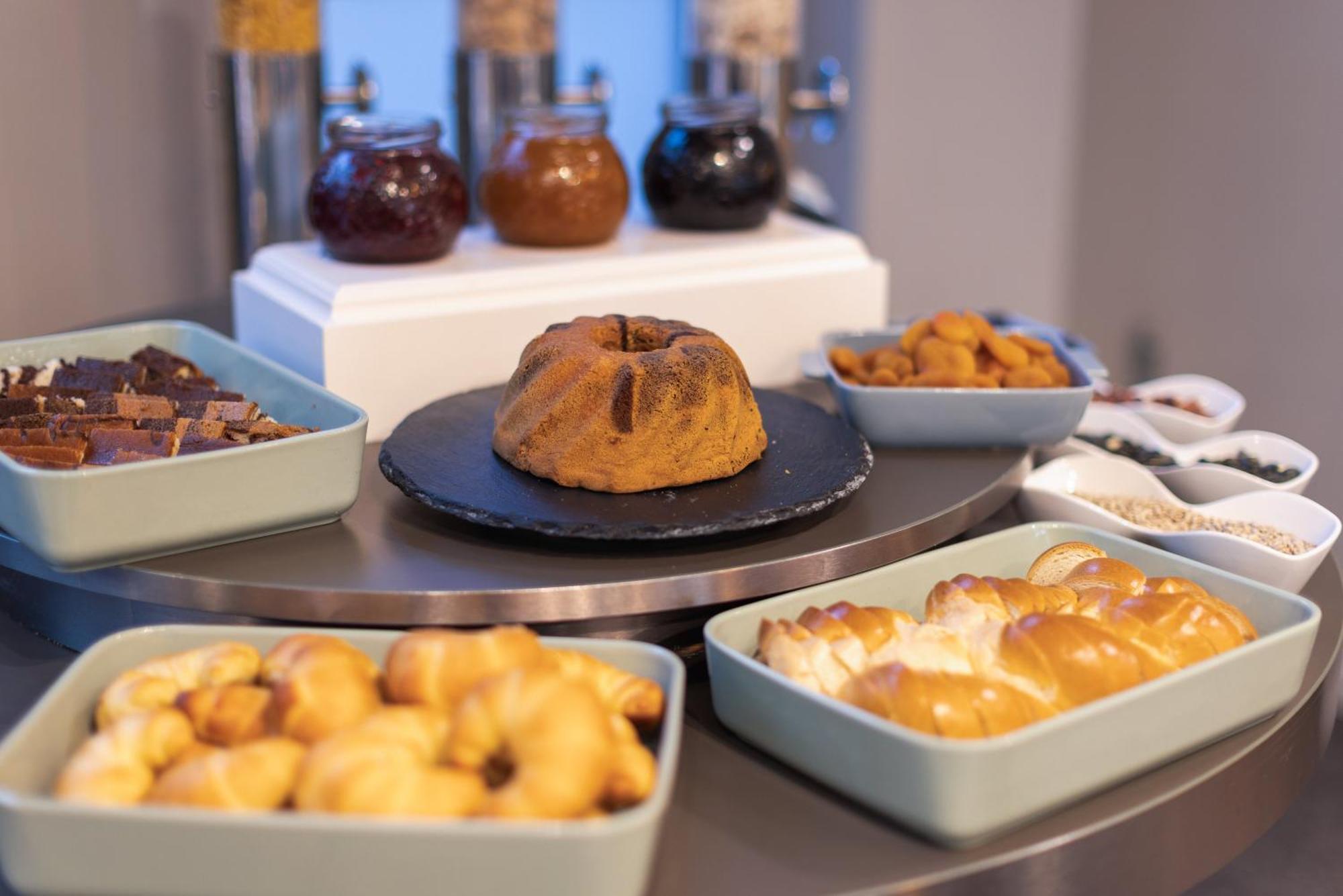Leonardo Westbahnhof Hotel 4*