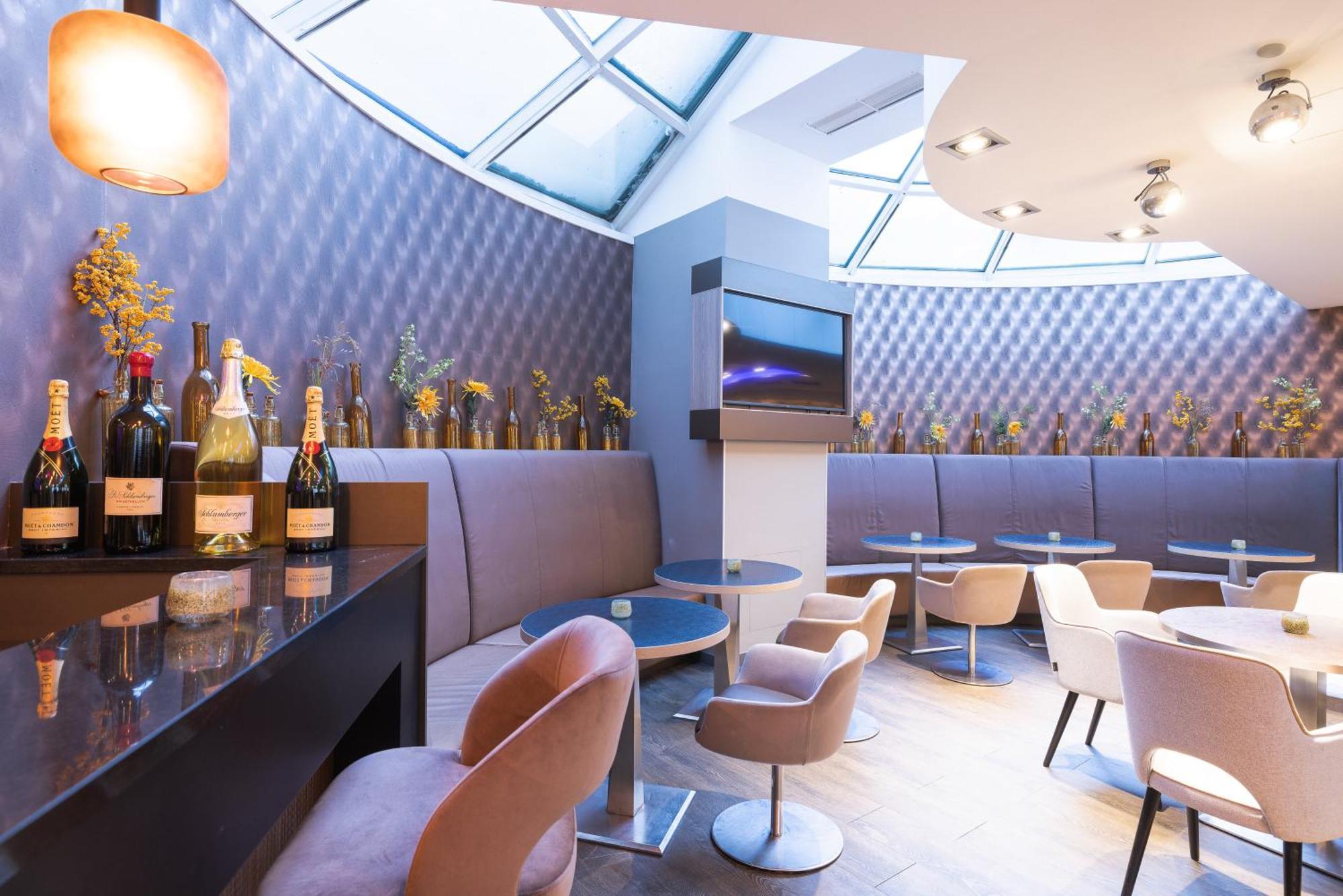 Leonardo Westbahnhof Hotel