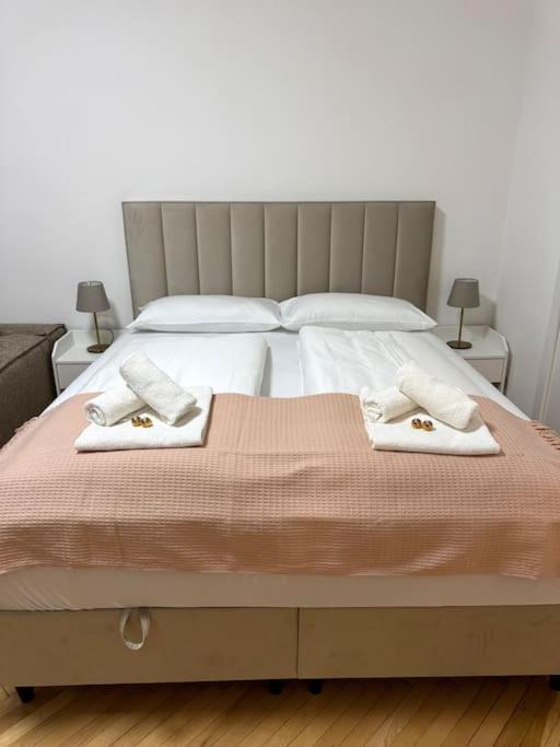 Apartment Neu! Im Stadtzentrum 4 *