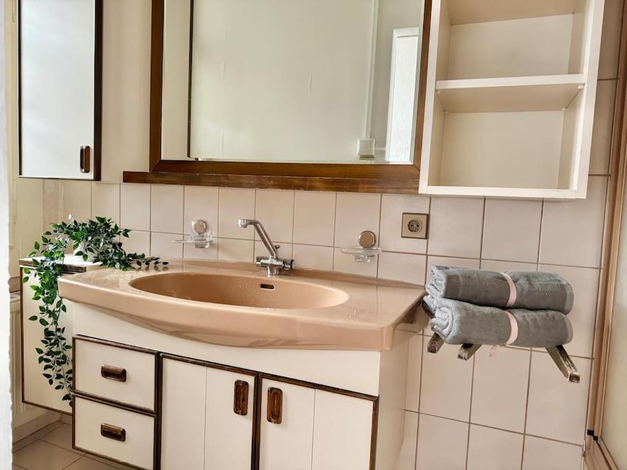 110 M2 Sunny & Long Term - Free Parking Apartment Vienna