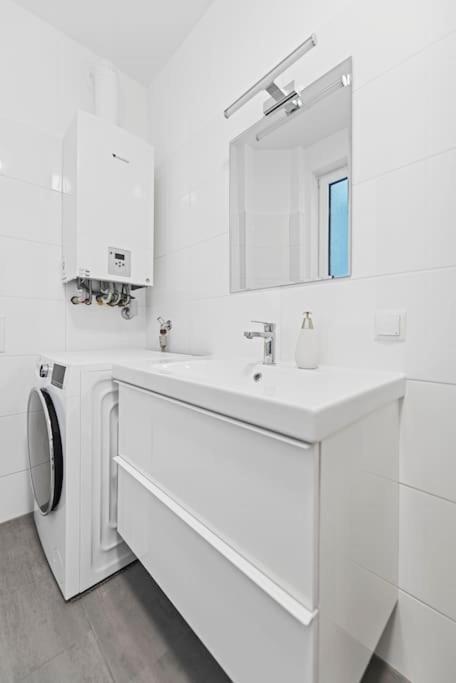 Apartment Comfortable 2 Bedroom *