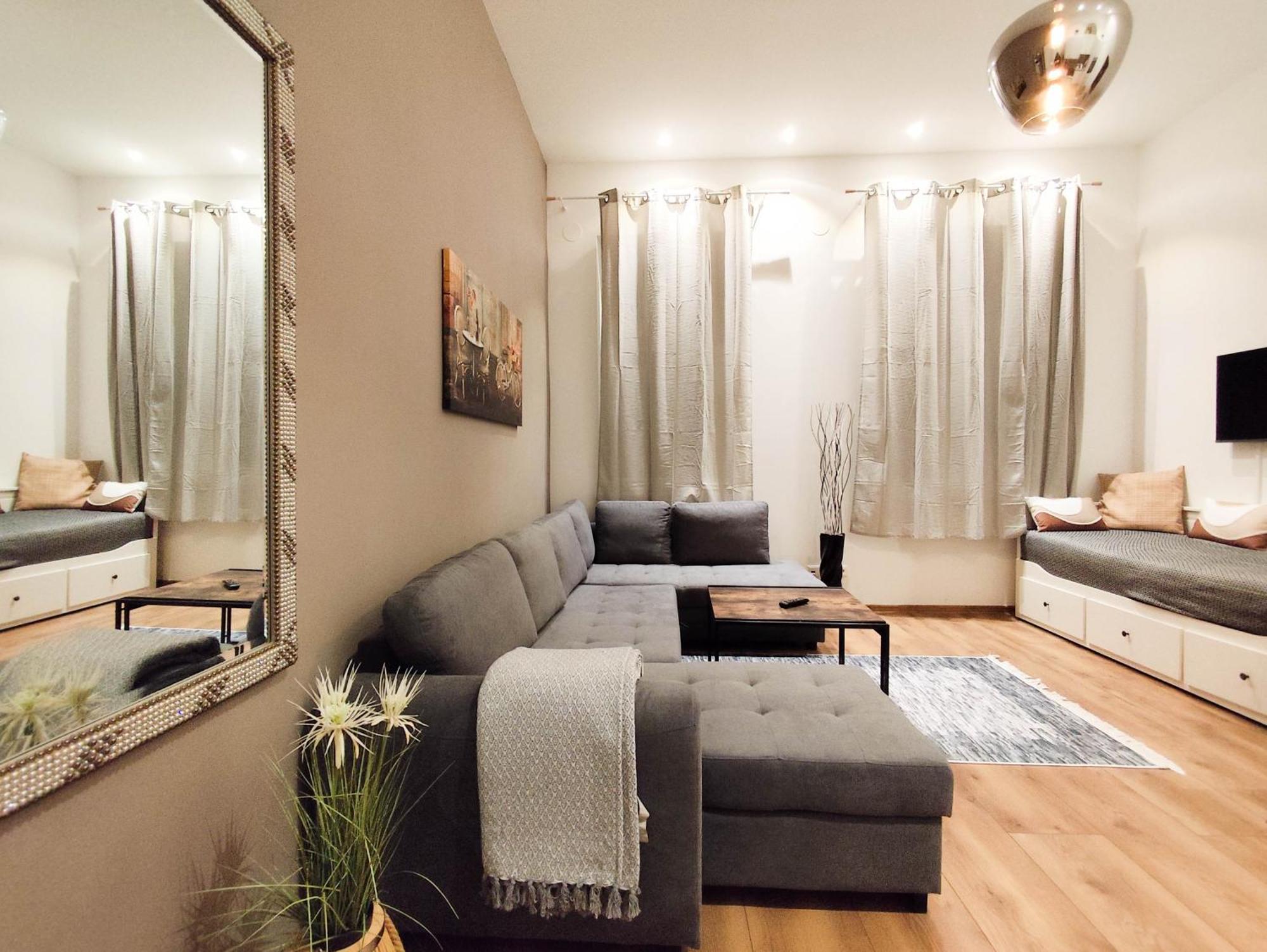 Appartamento Cozy In Location With Free Parking